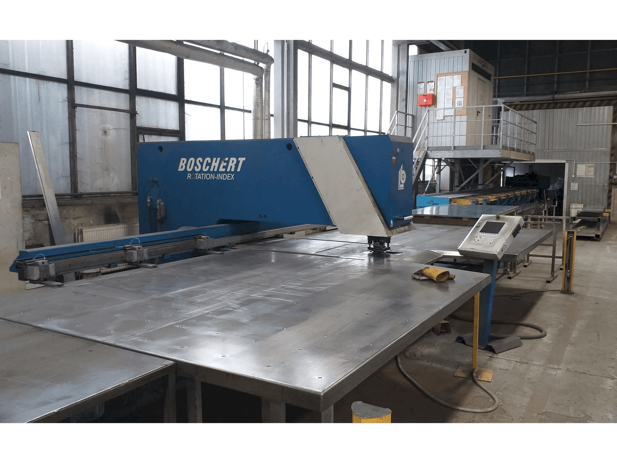 Vista Frontal da Boschert Ecco Line Compact CNC32060 máquina