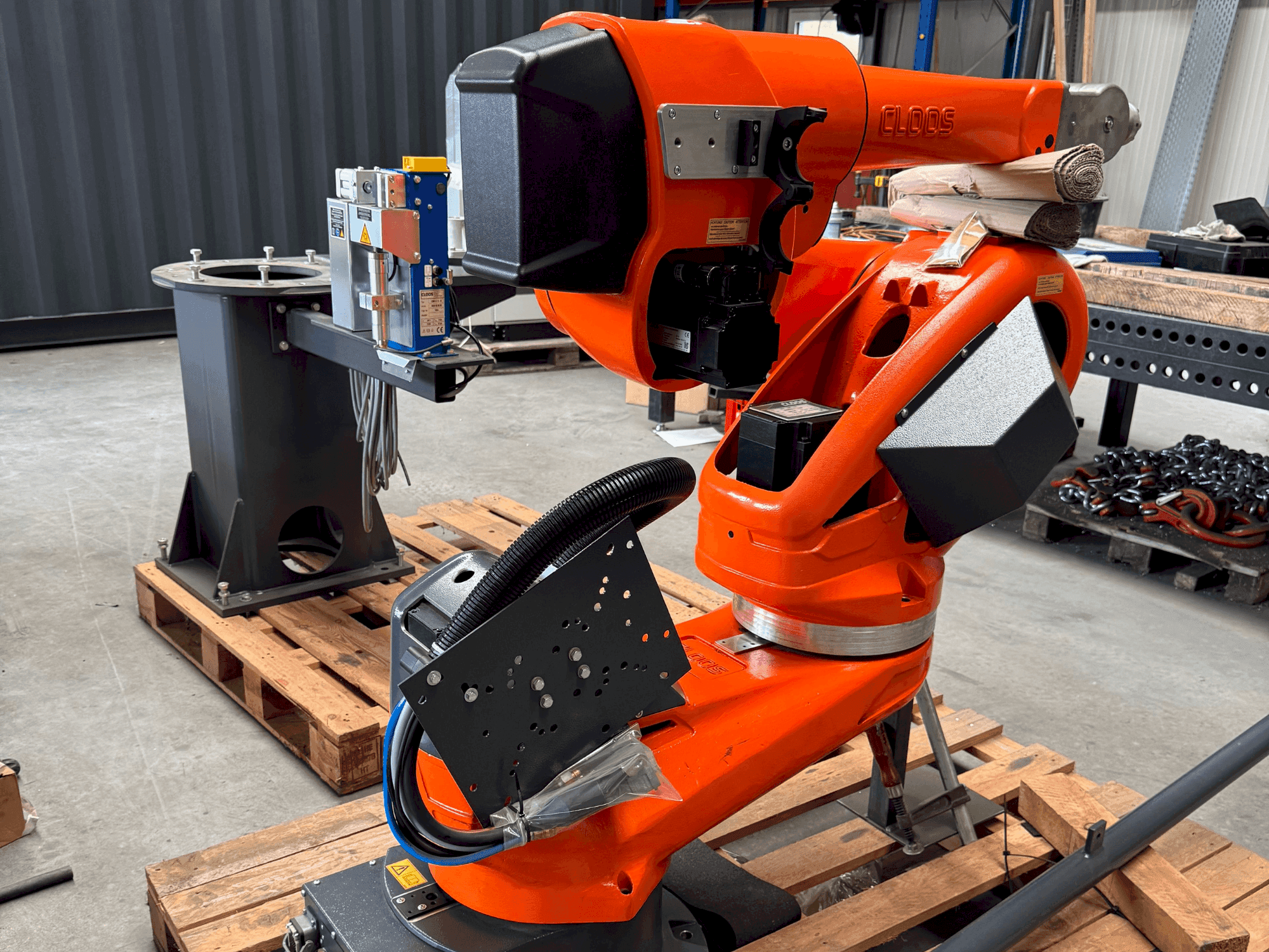 Vista Frontal da CLOOS QIROX QRC 350-E máquina