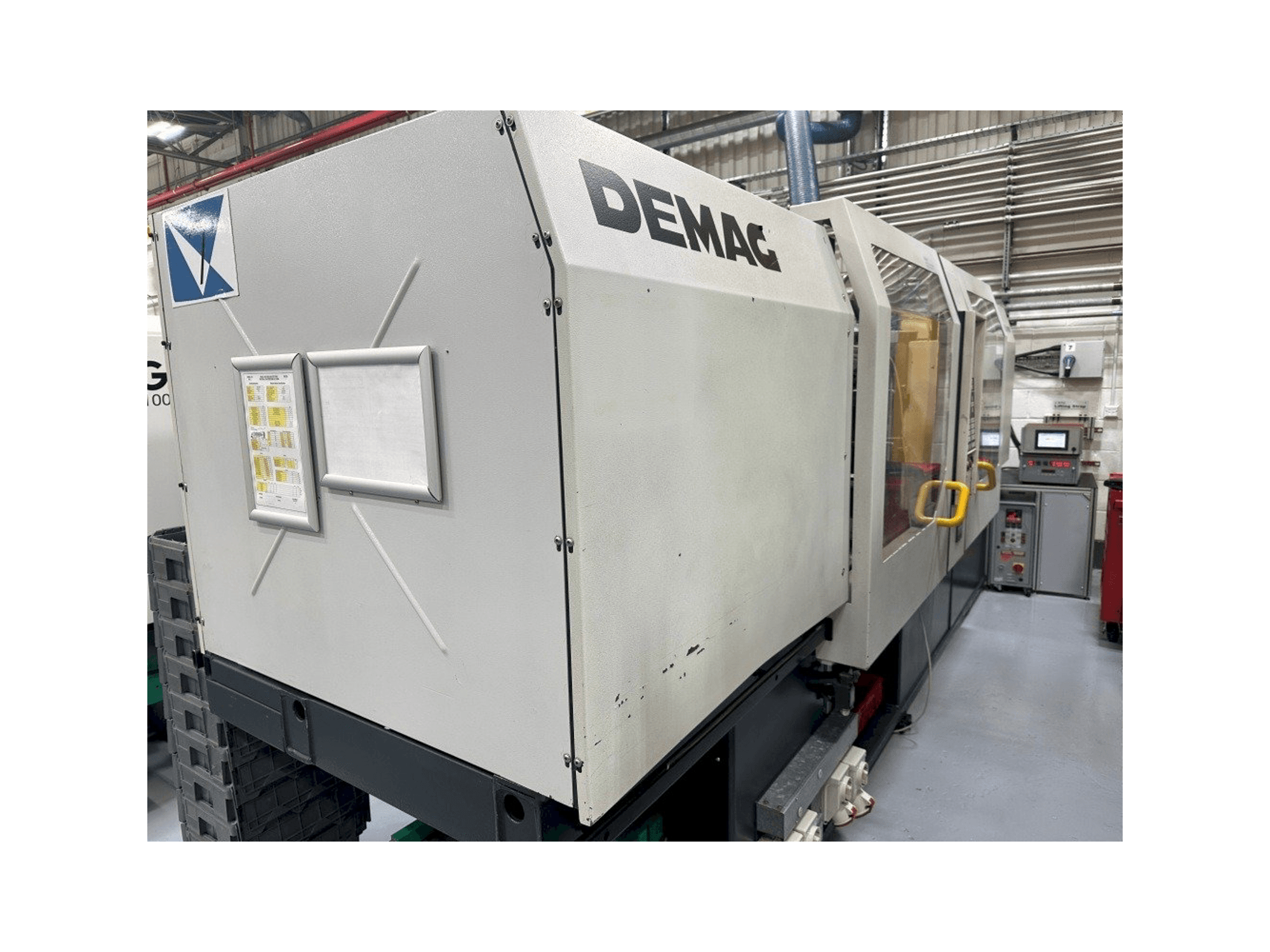 Vista Lateral Esquerda da DEMAG Ergotech System 1100-200 máquina