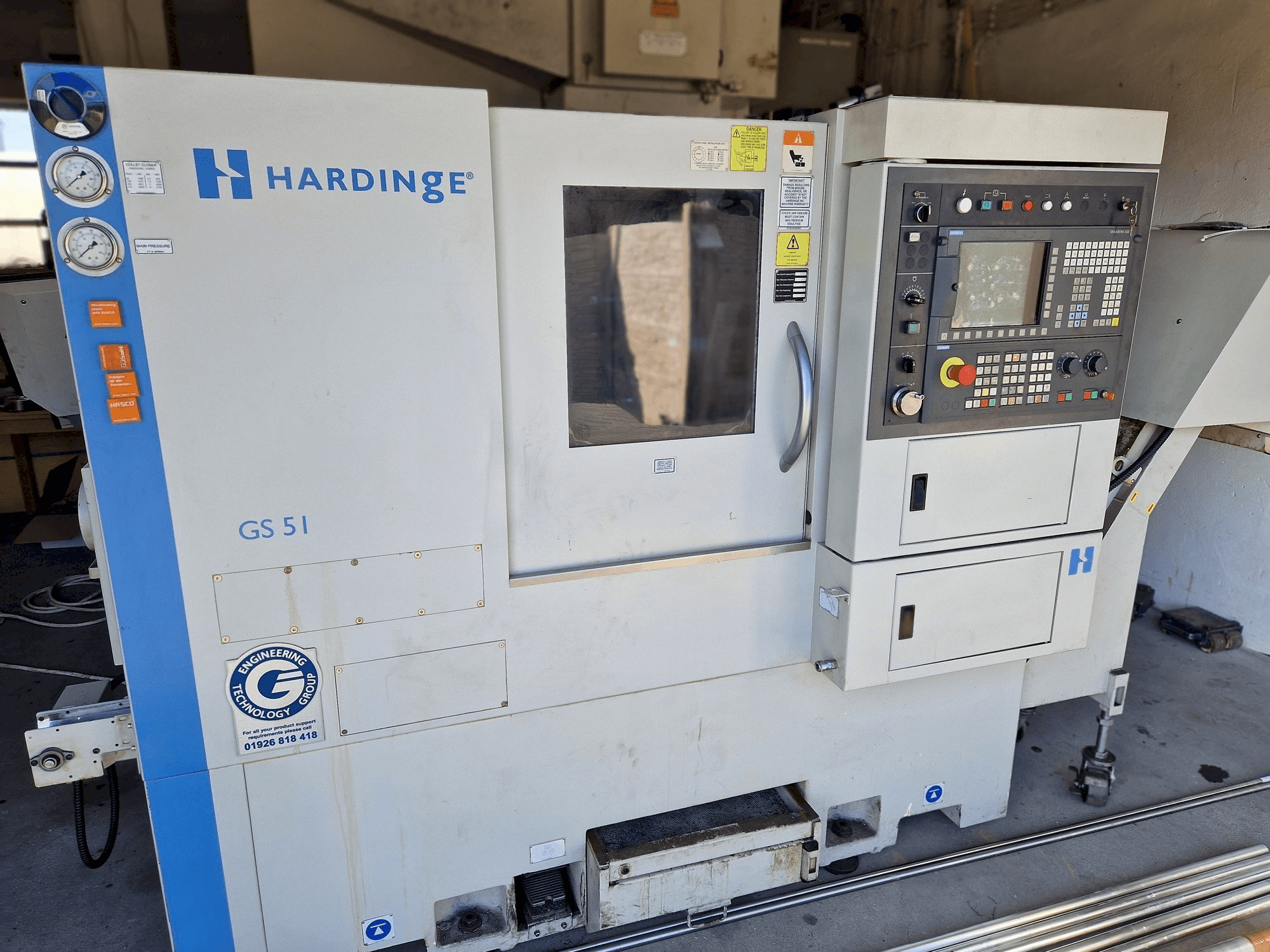 Vista Frontal da HARDINGE GS 51 V3 máquina