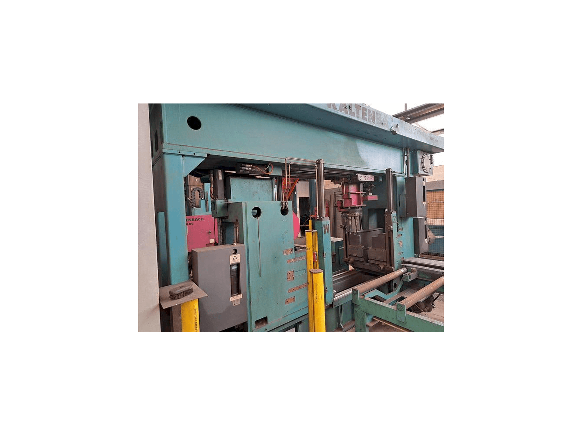 Vista Lateral Esquerda da KALTENBACH KDX5 1015 máquina