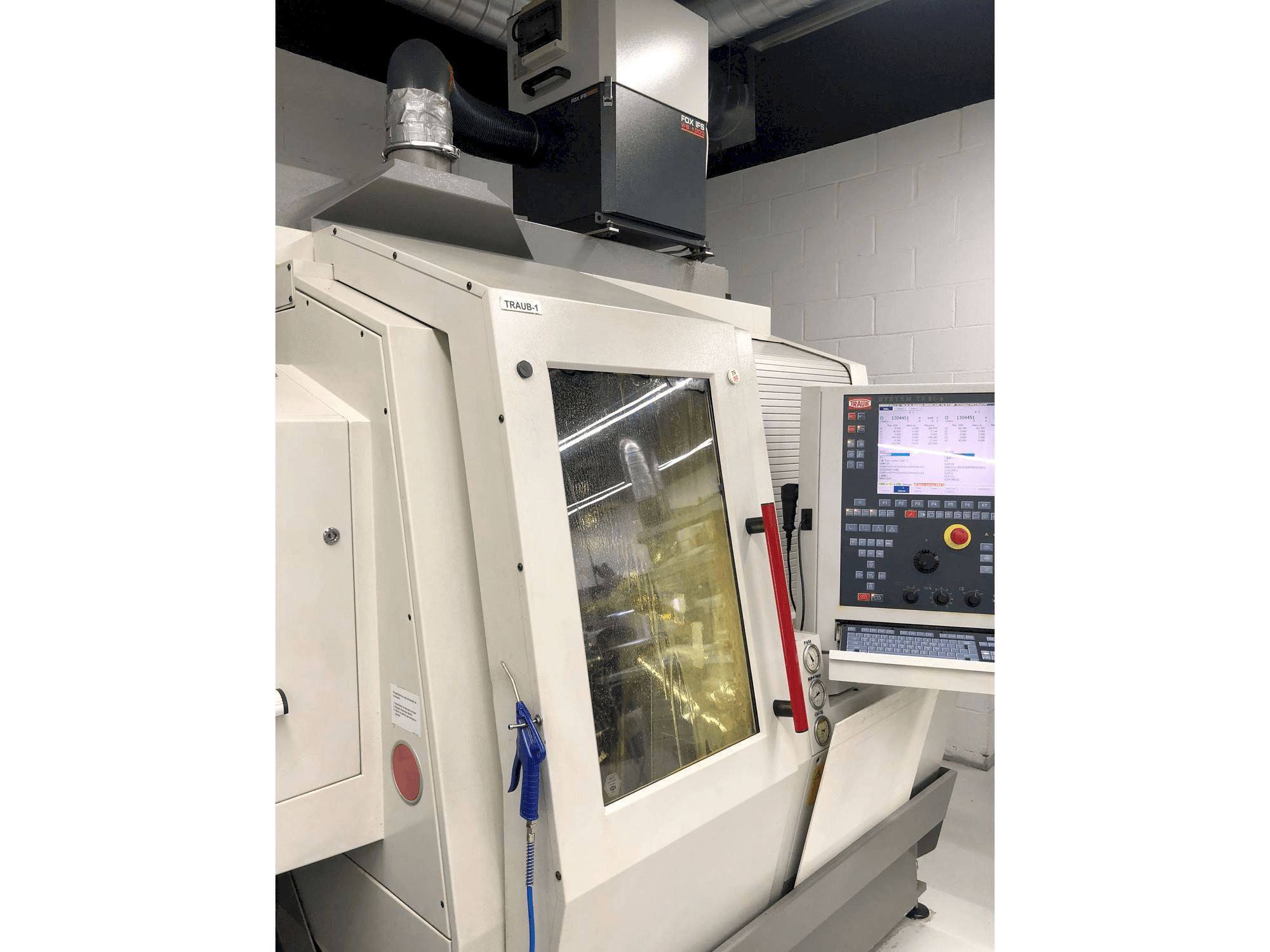 Vista Frontal da TRAUB TNL 18 máquina