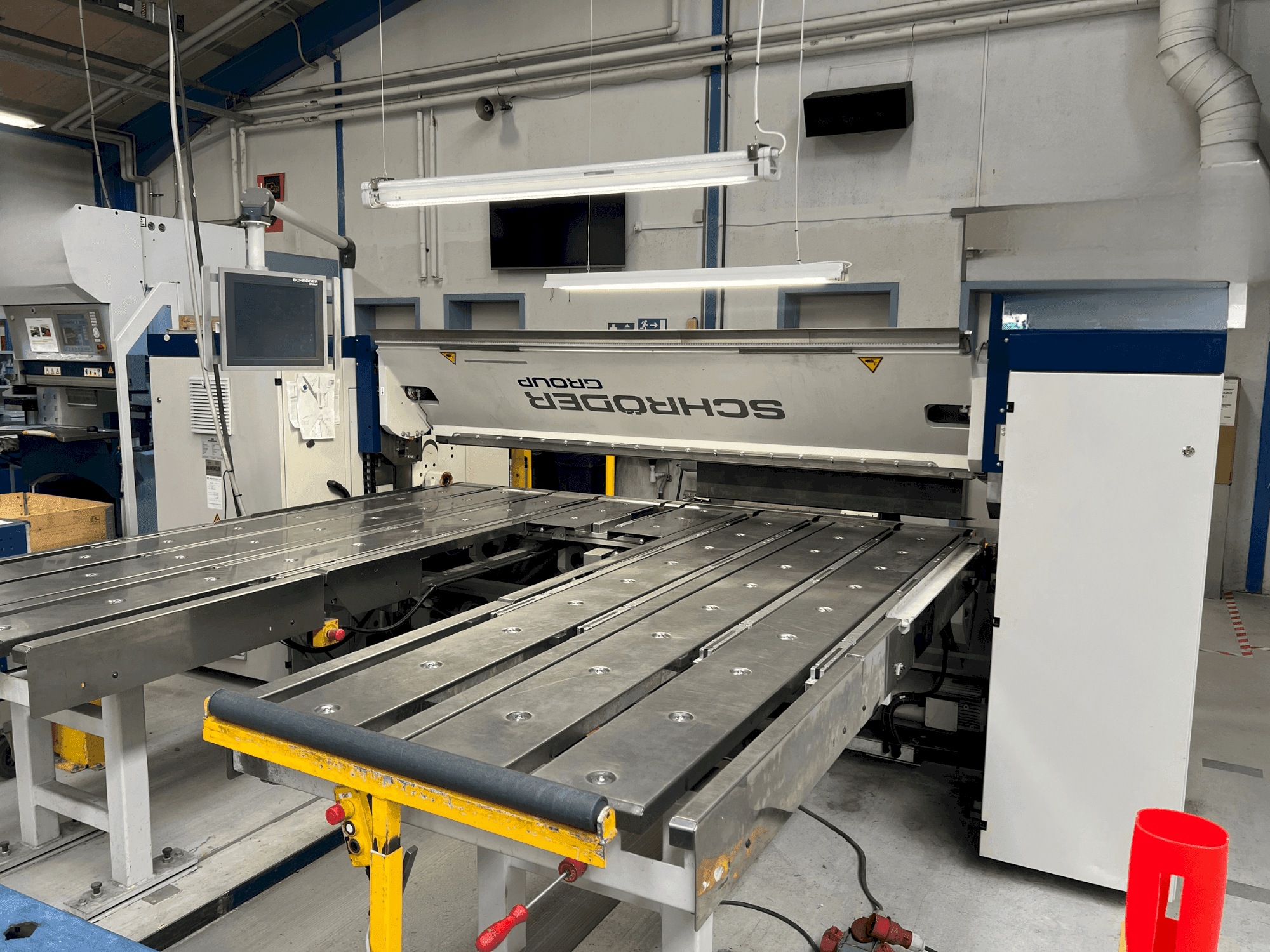 Vista Frontal da SCHRODER-FASTI PowerBend Professional 2500/4,0 UD máquina