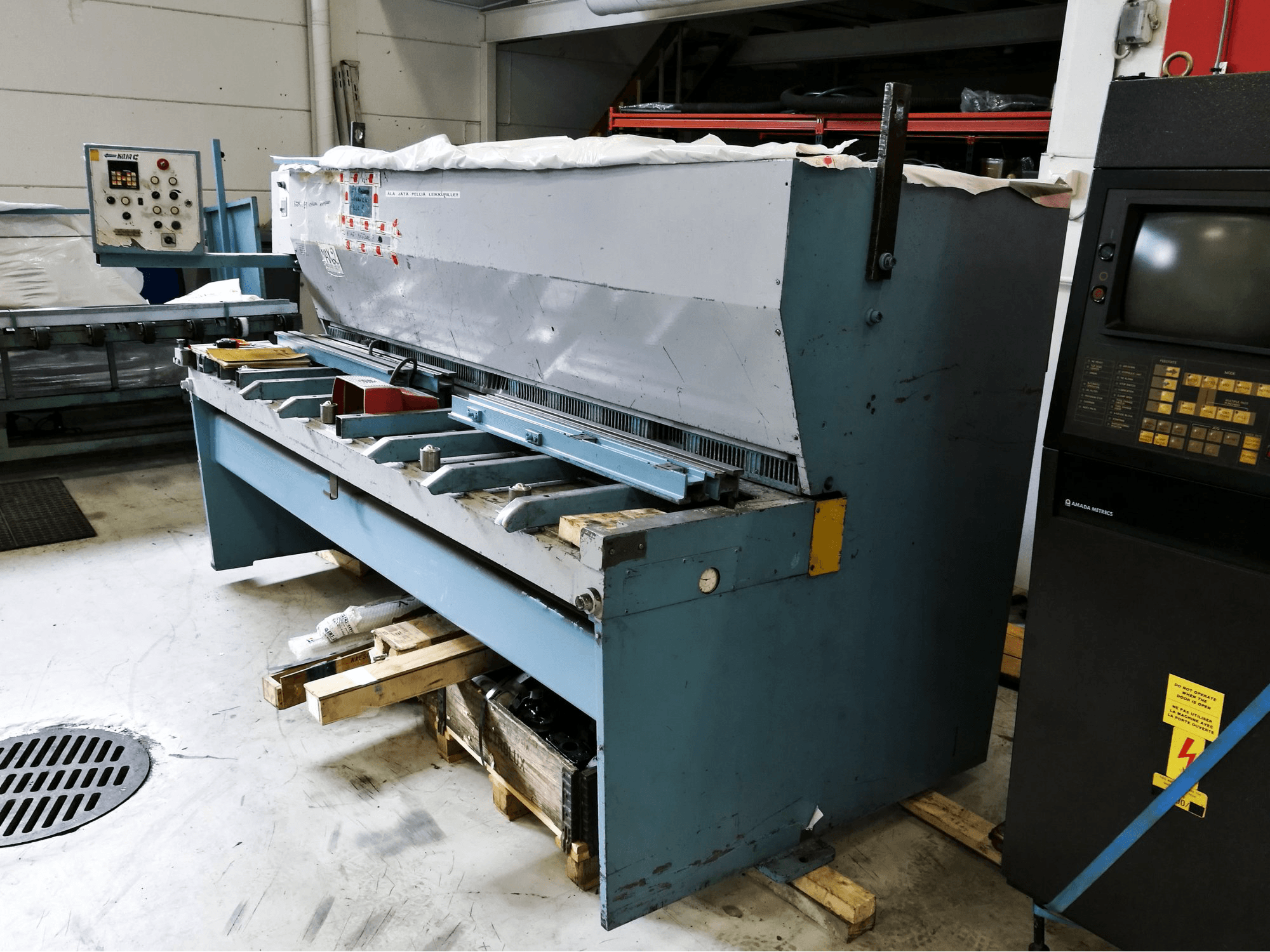 Vista Frontal da CHE 25/4 máquina