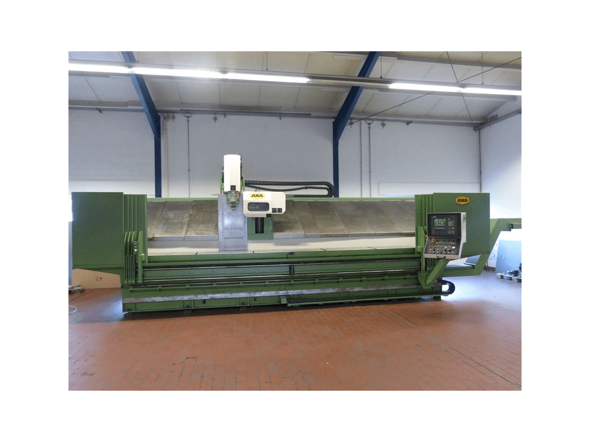 Vista Frontal da AXA VSC 1-5000M/E máquina