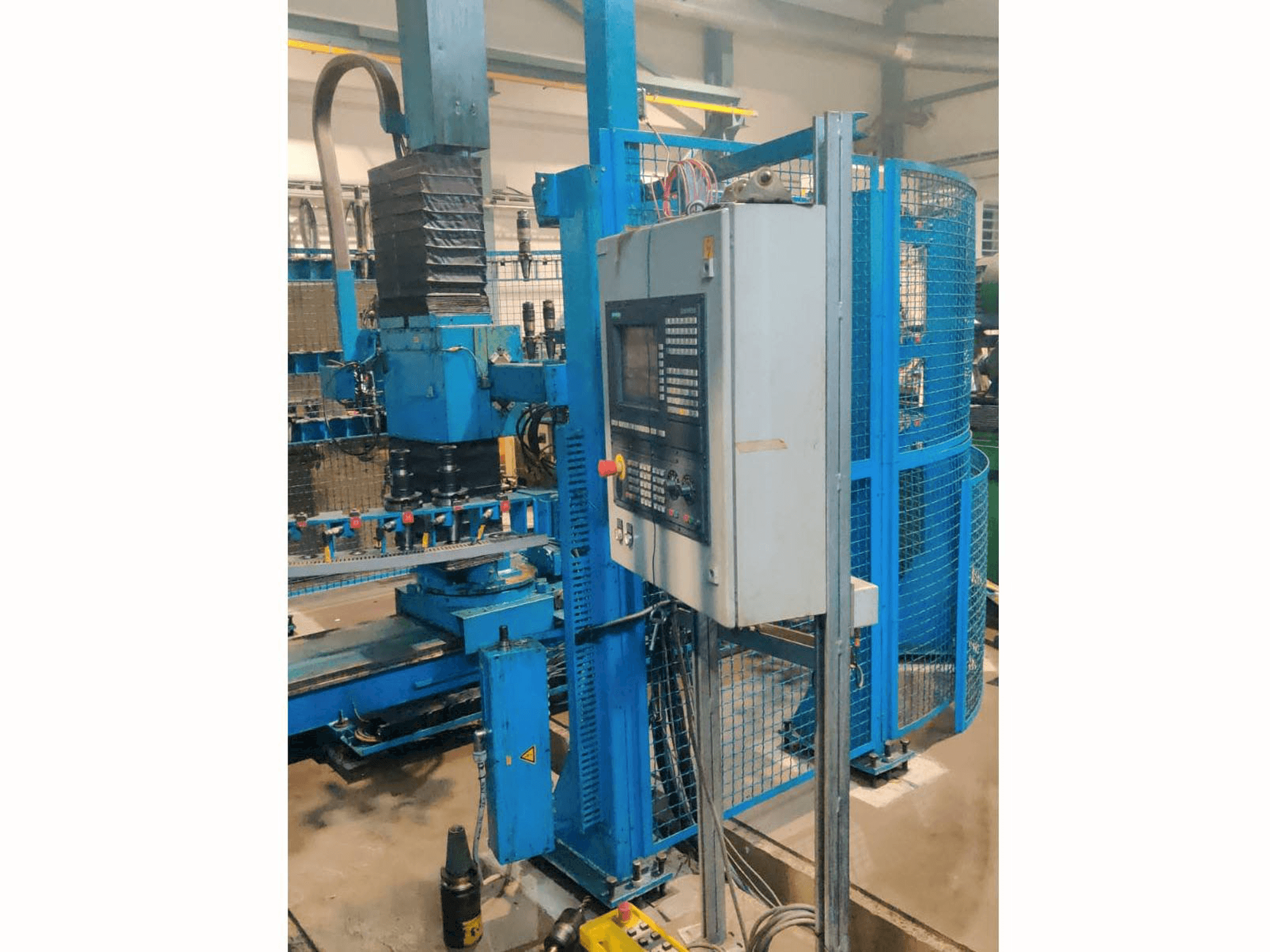 Vista Frontal da PEGARD Precivit 2S PCV 1000 máquina