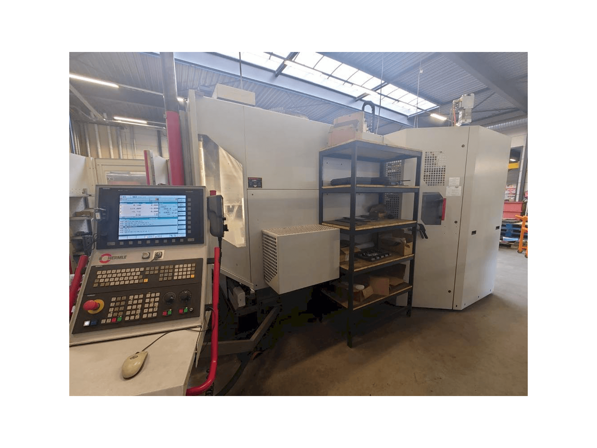 Vista Frontal da HERMLE C40U máquina