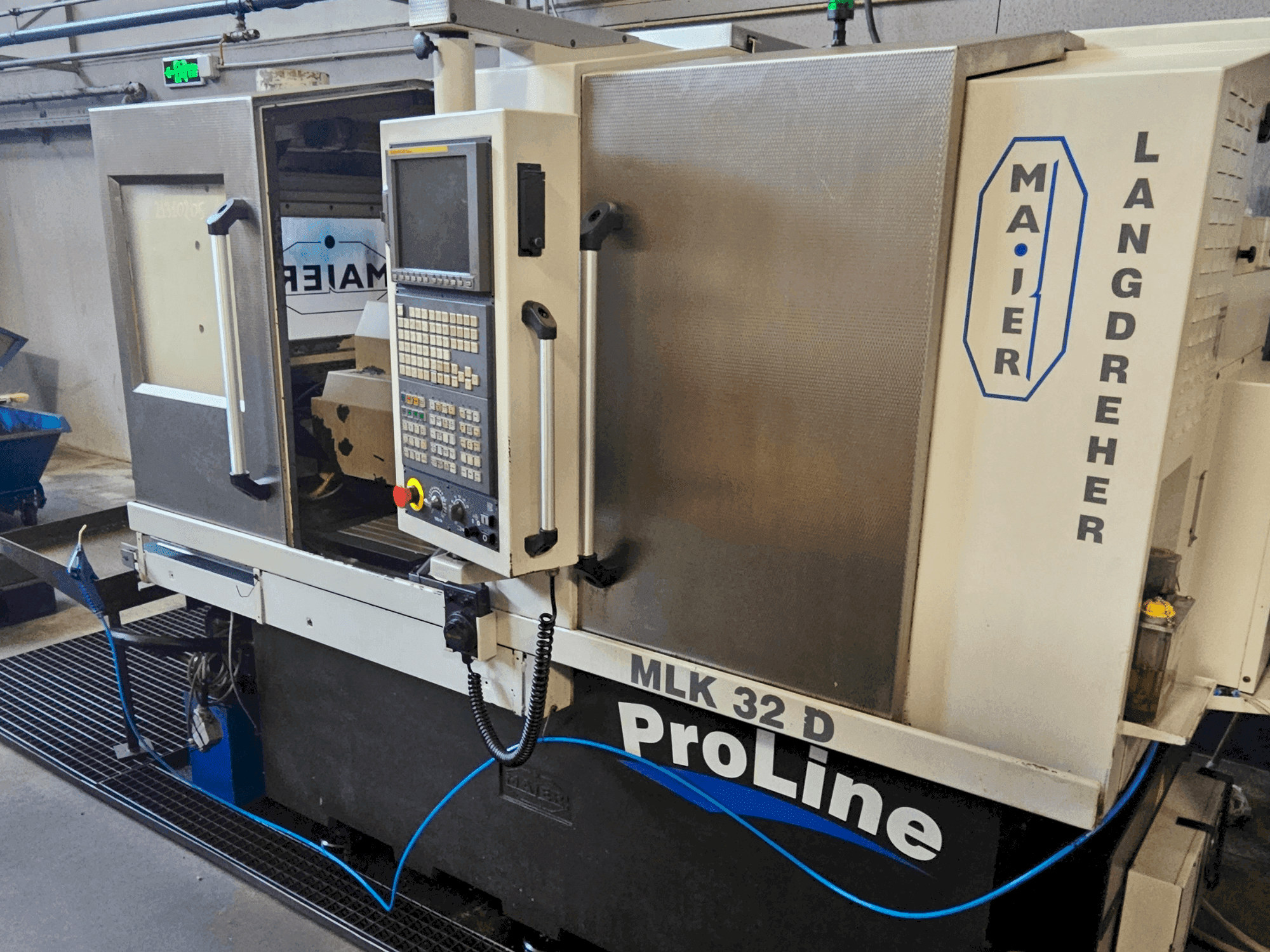 Vista Frontal da Maier MLK 32D máquina