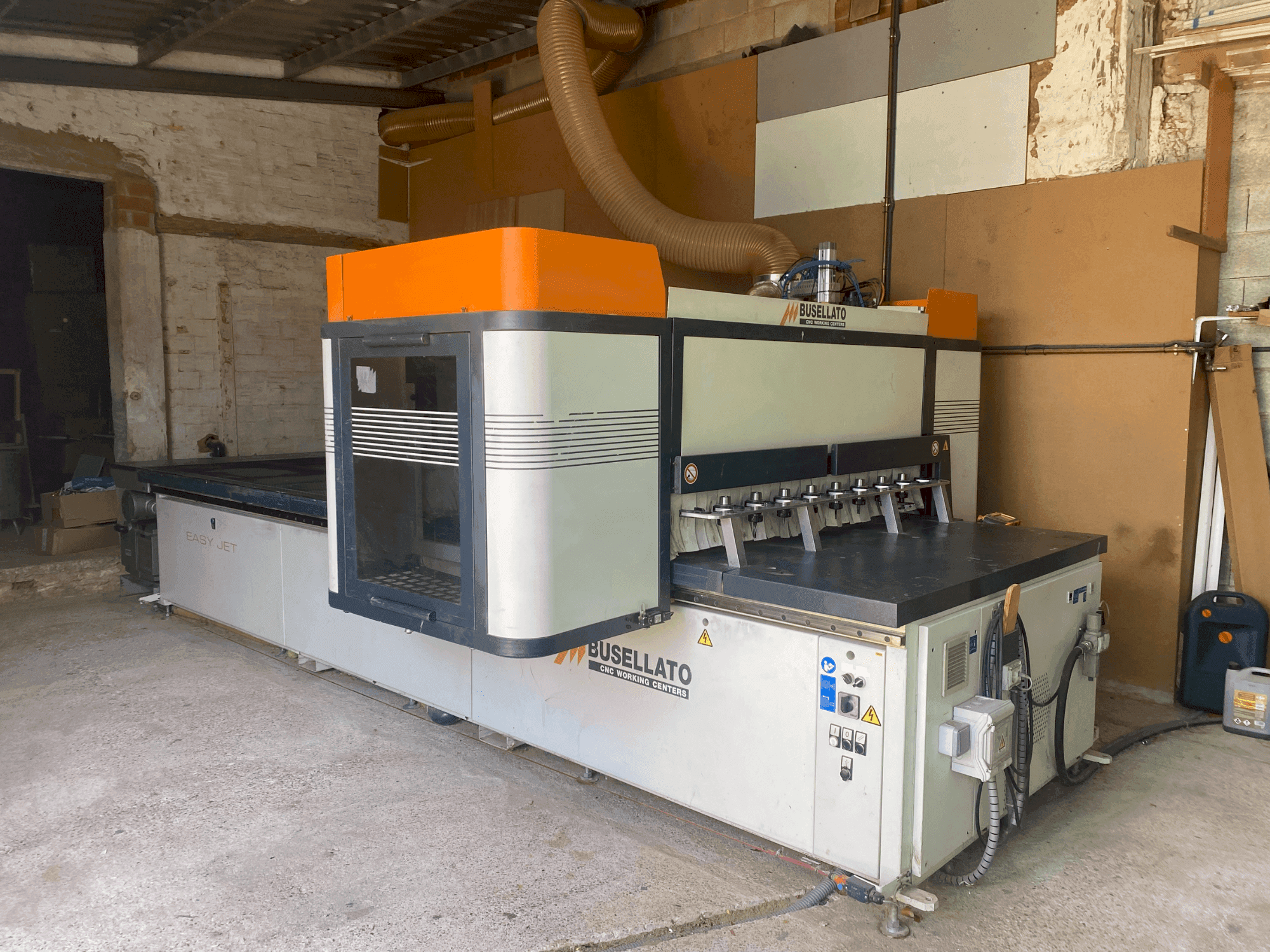 Vista Frontal da BUSELLATO easyjet 5.12 máquina