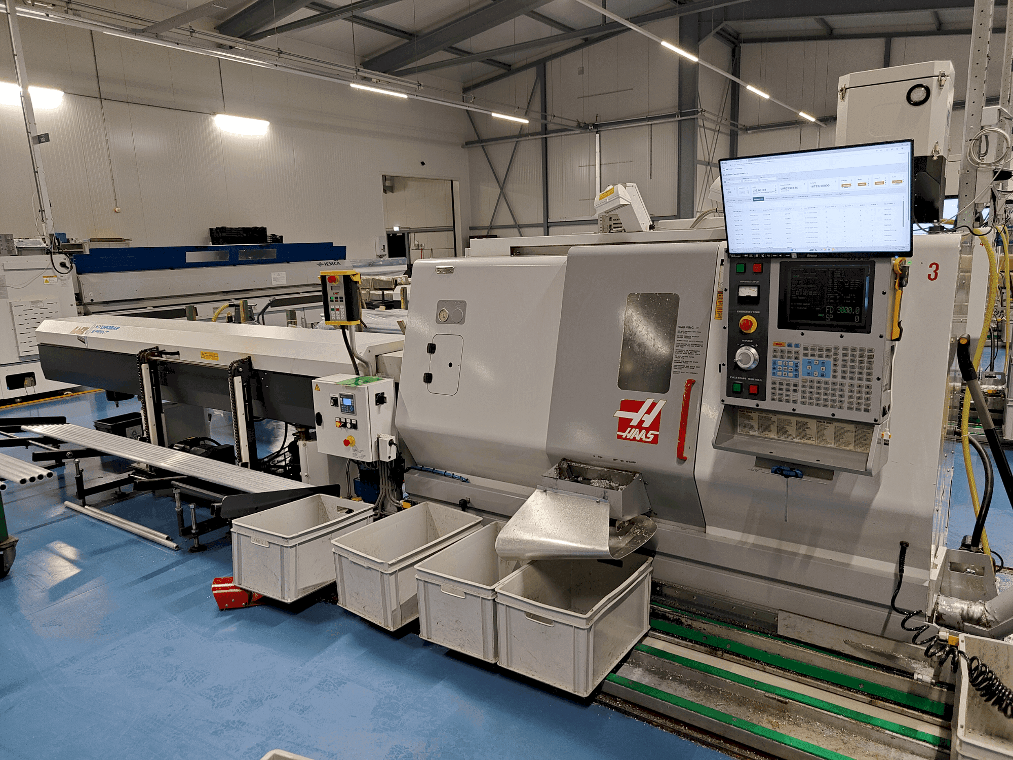 Vista Frontal da HAAS SL-20HE (2002) máquina