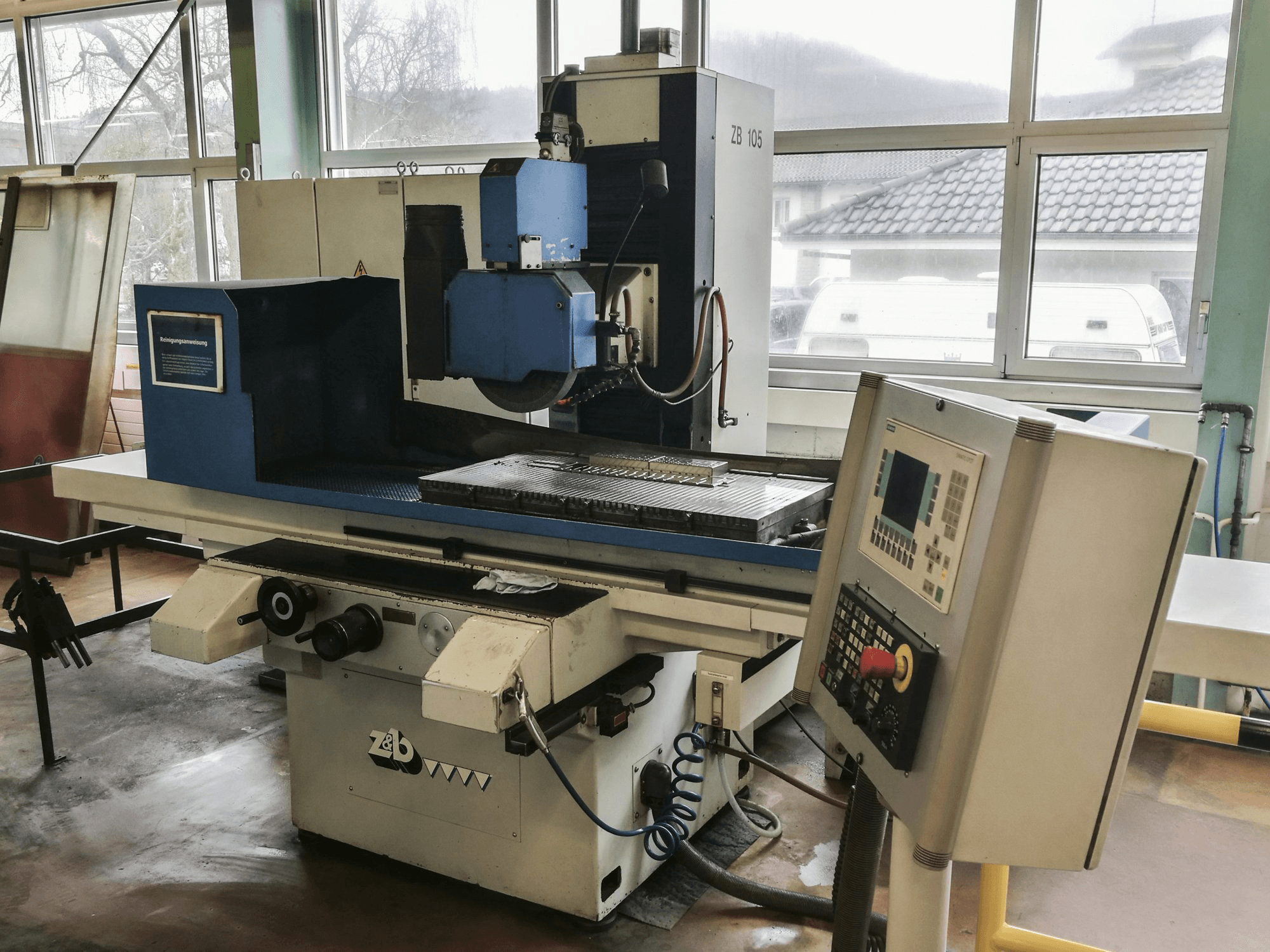 Vista Frontal da ZIERSCH & BALTRUSCH NC-SUPERPLUS ZB 105 máquina