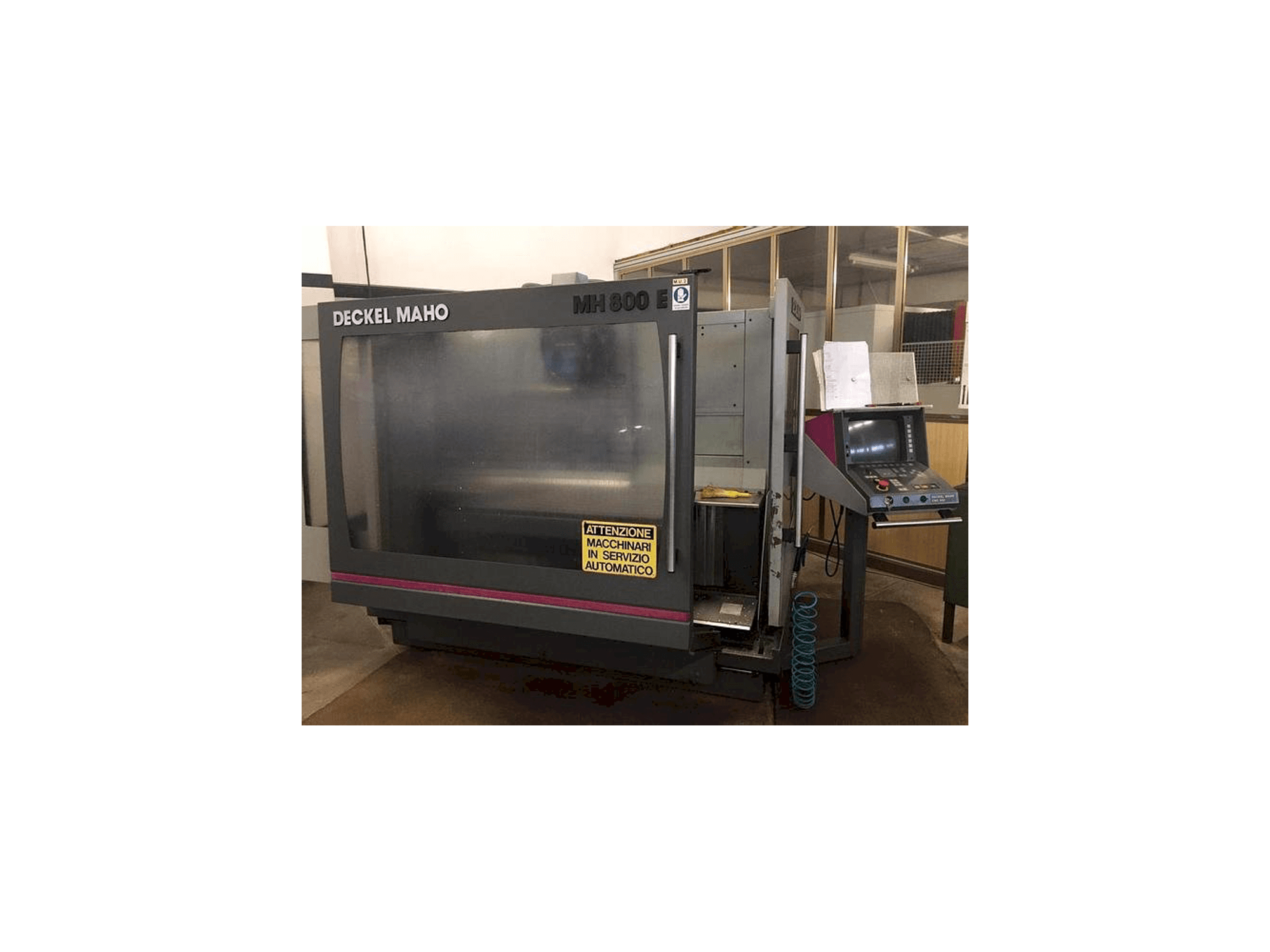 Vista Frontal da DECKEL MAHO MH800E máquina