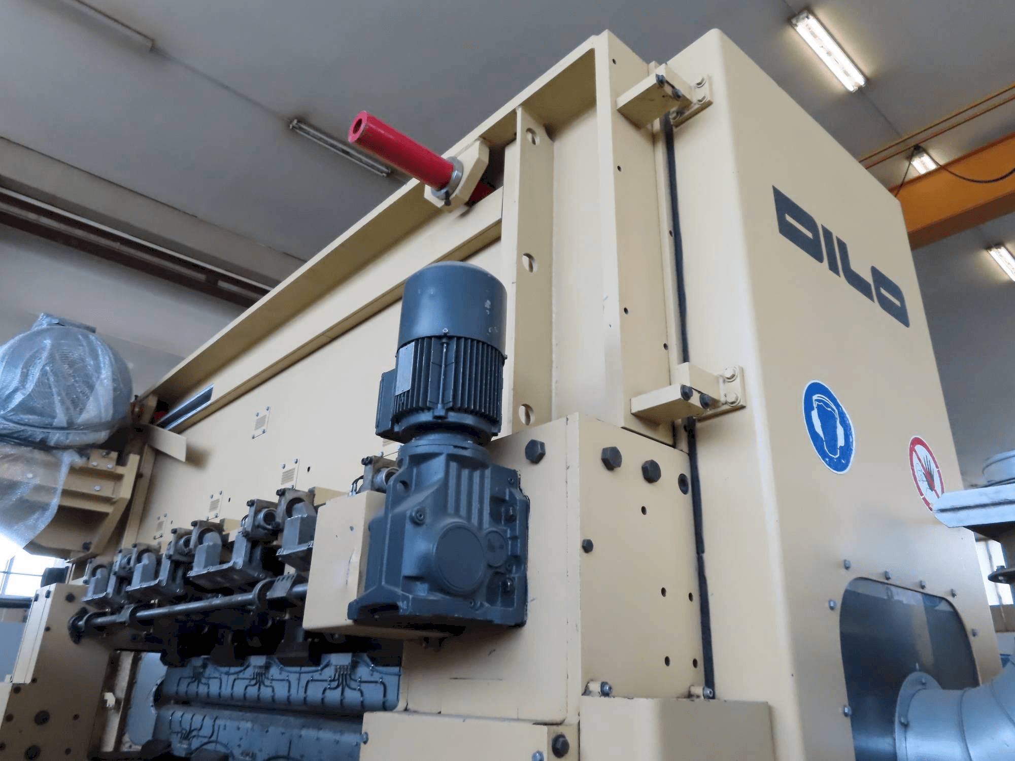 Vista Frontal da DI-LOOM CBF 25 OUG-I HVXL 25 máquina