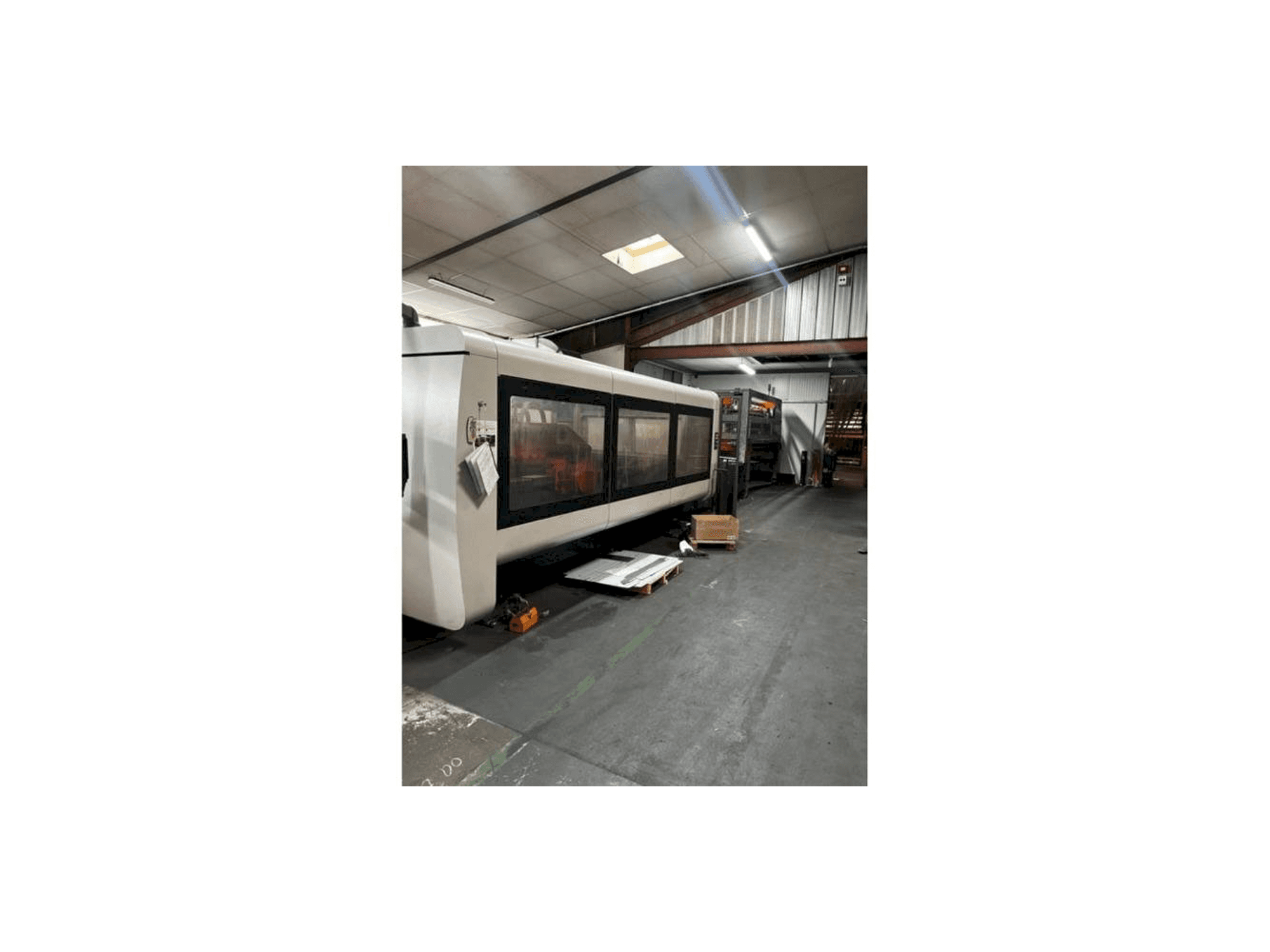 Vista Frontal da Bystronic BySprint PRO 3015 máquina