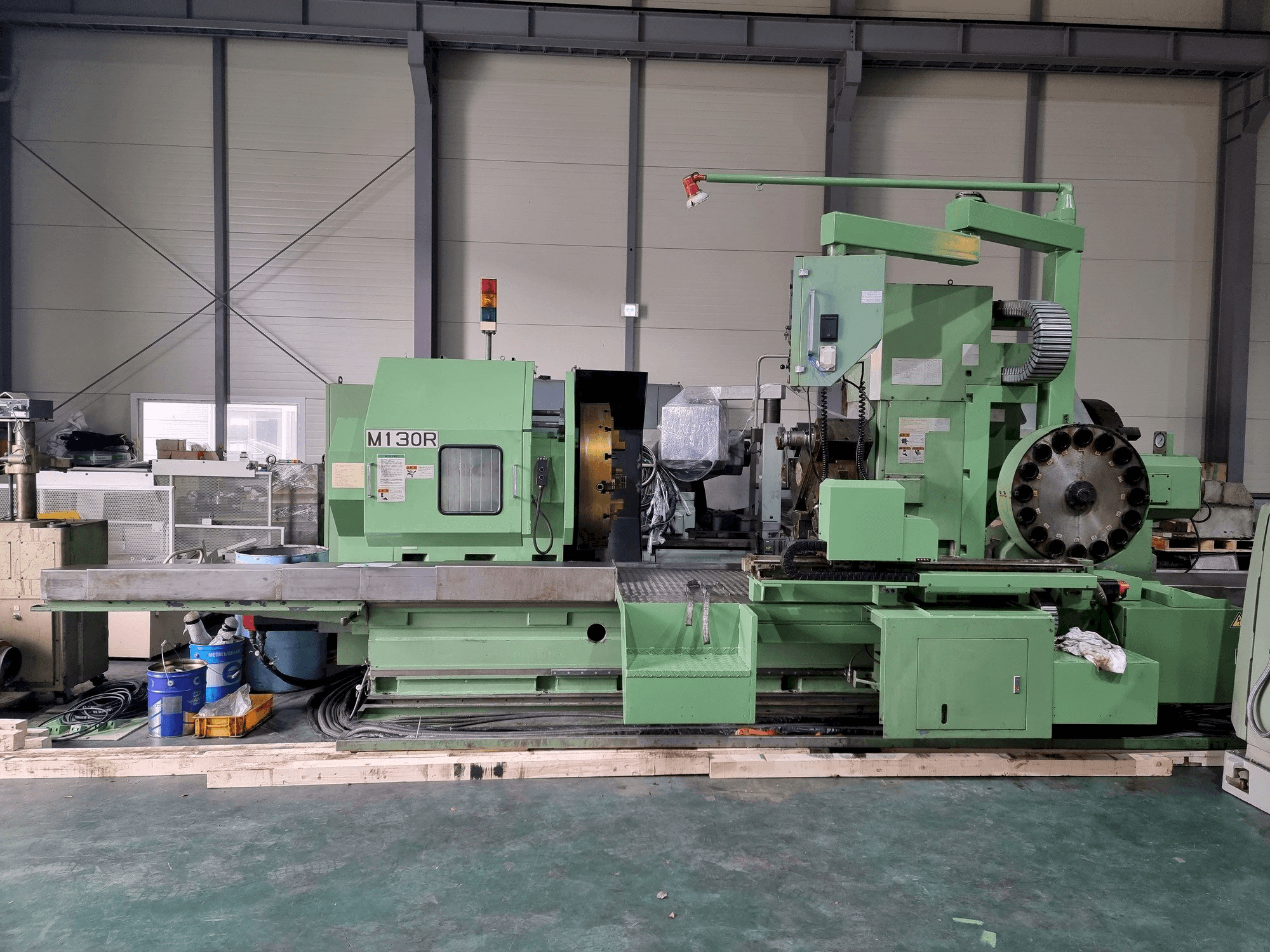 Vista Frontal da DAINICHI M 130R máquina