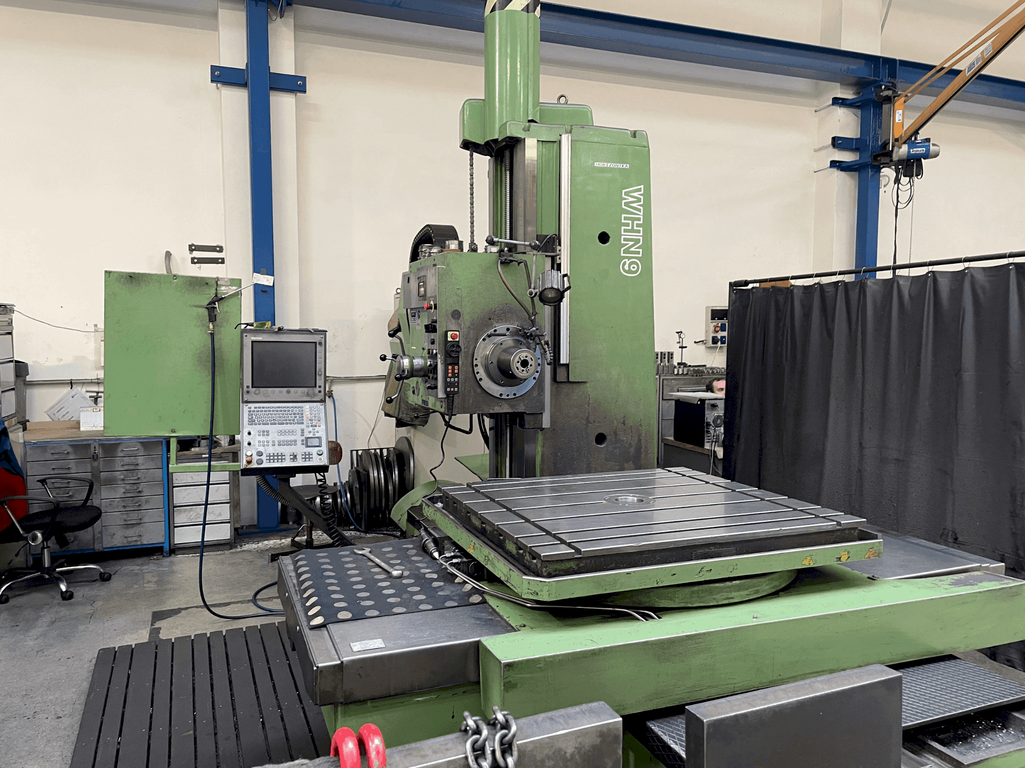 Vista Frontal da TOS WHN 9B NC máquina