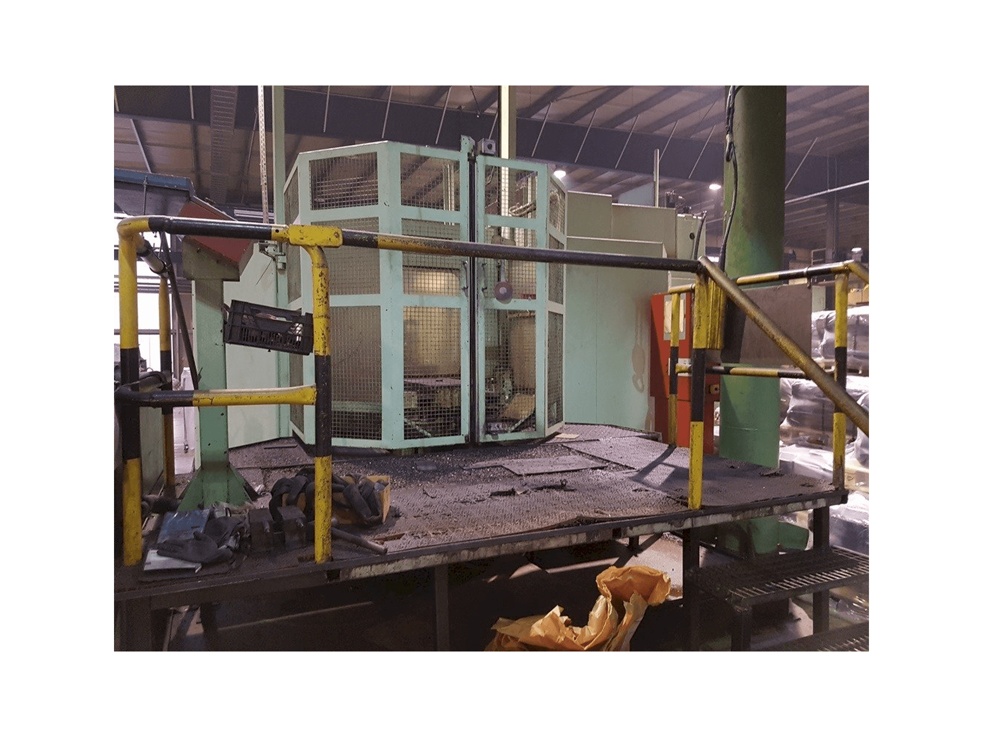 Vista Frontal da HELLER BEA3 máquina