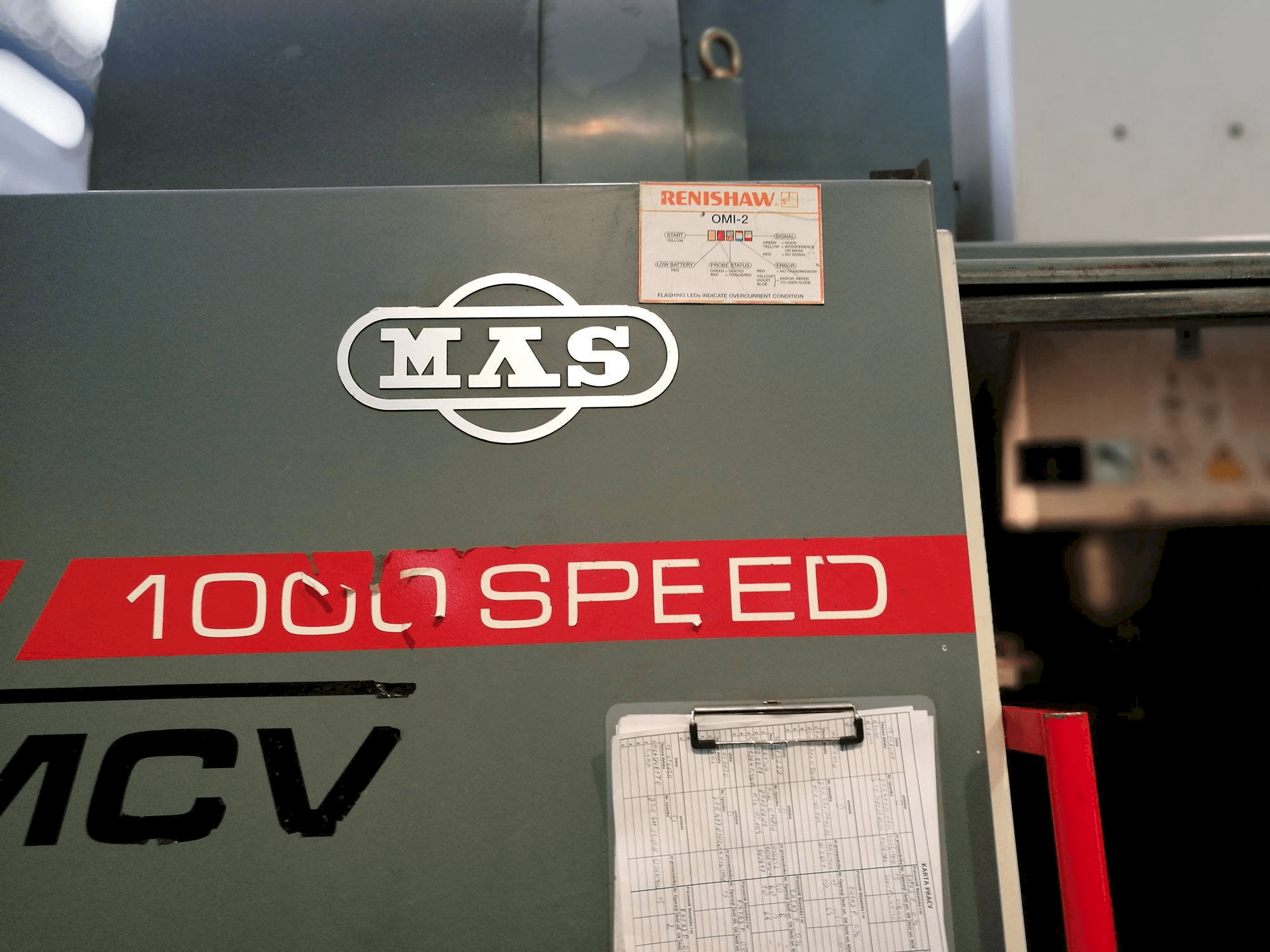 Vista Frontal da KOVOSVIT MAS MCV 1000 SPEED máquina