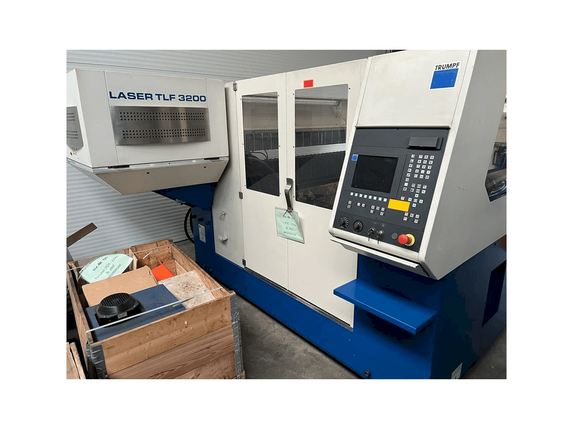 Vista Frontal da Trumpf Trumatic L3030 máquina
