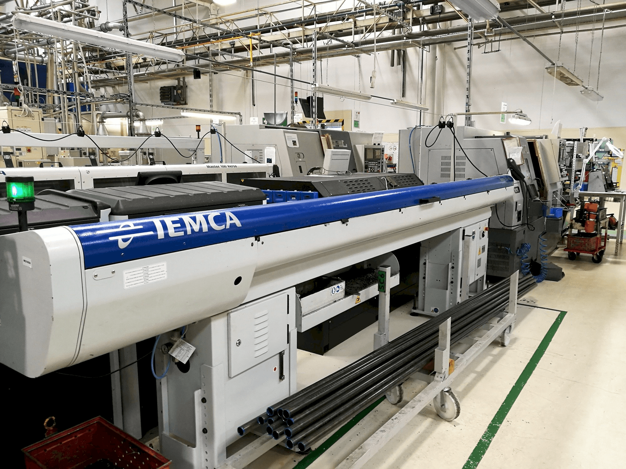 Vista Frontal da IEMCA BOSS 552 HD - 44 LL máquina