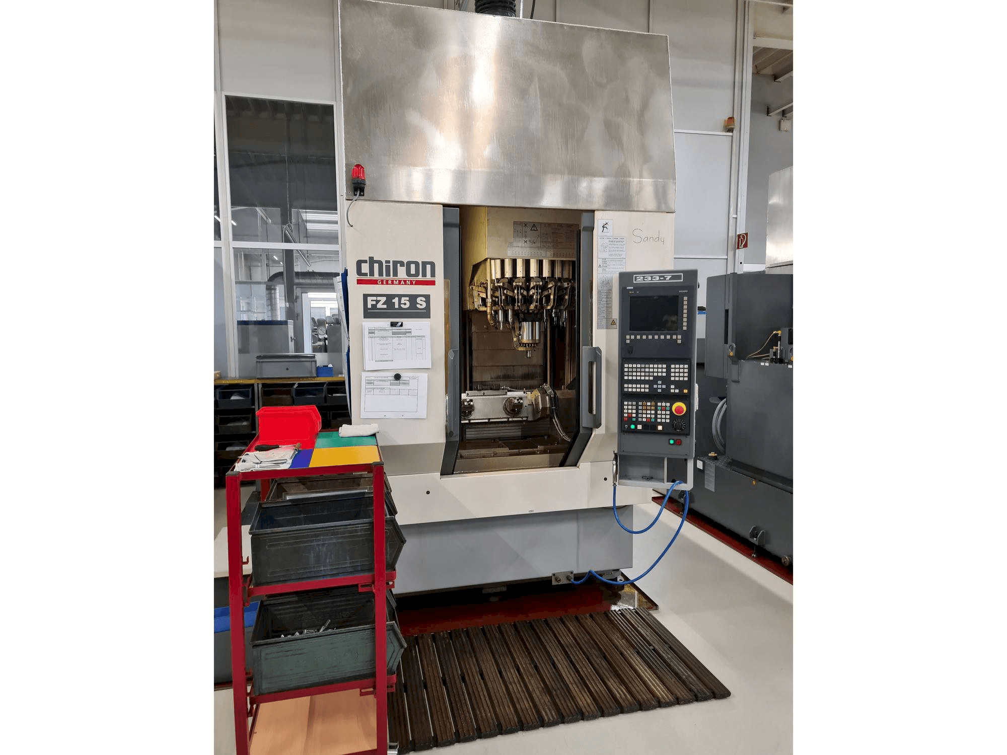 Vista Frontal da CHIRON FZ 15 S máquina