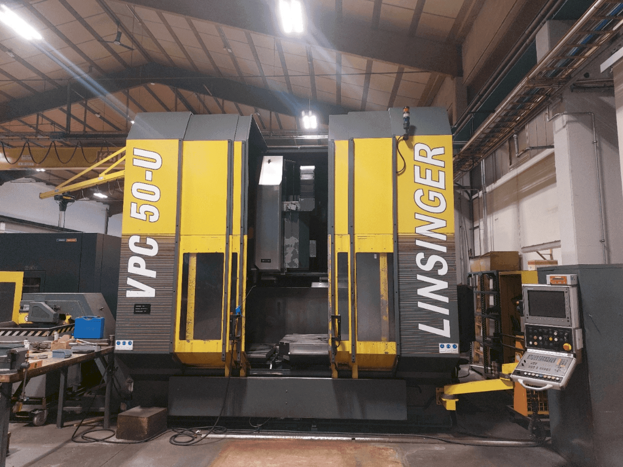 Vista Frontal da AXA VPC 50U máquina