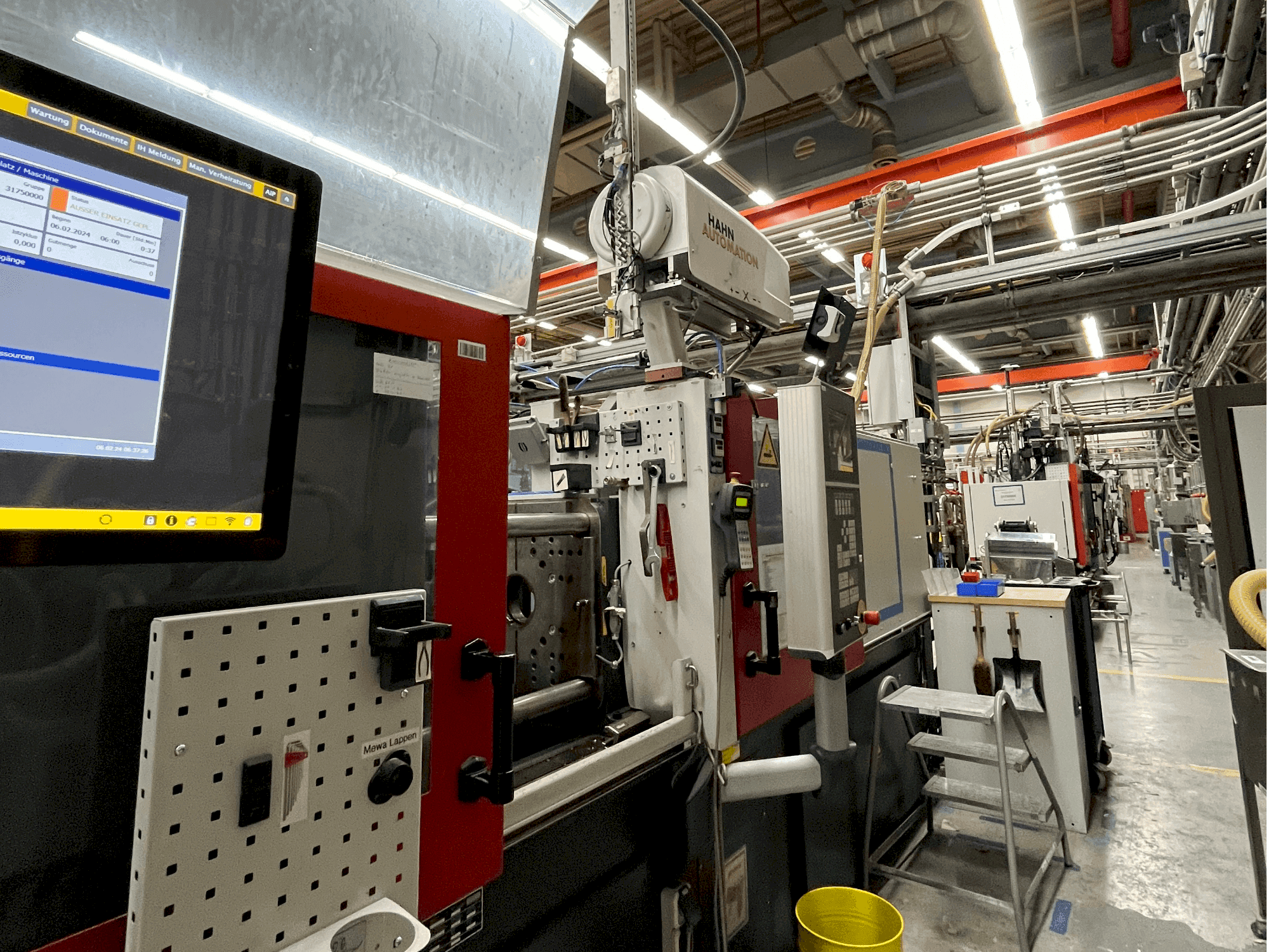 Vista Lateral Esquerda da FERROMATIK EE 75 máquina