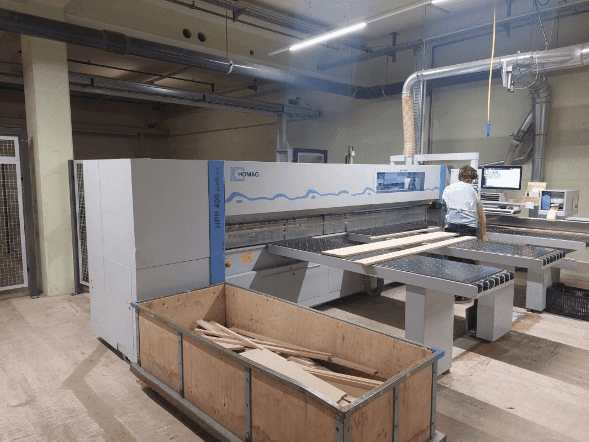 Vista Frontal da HOMAG HPP 400 profiLine máquina