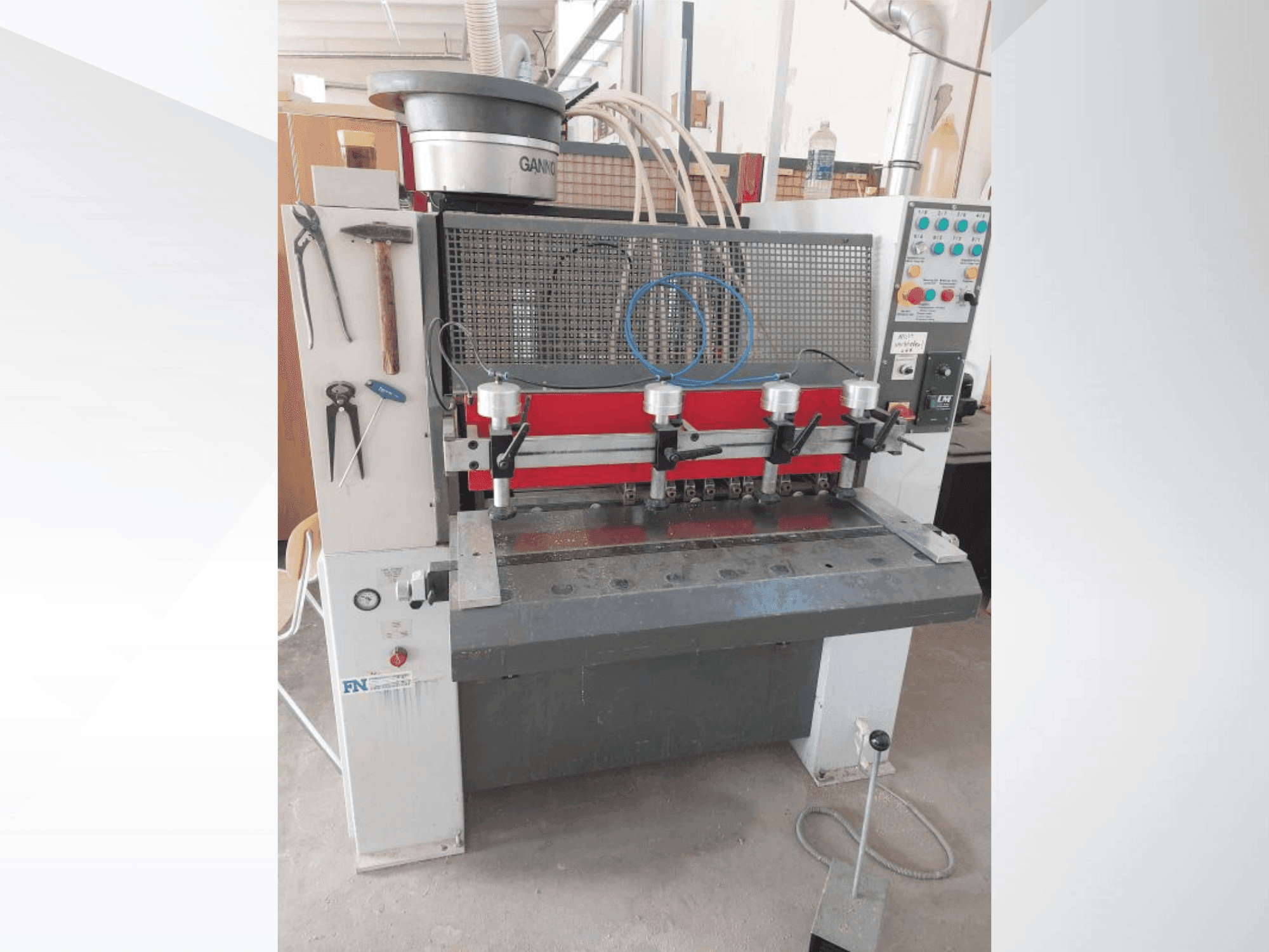 Vista Frontal da GANNOMAT Elite 25 máquina
