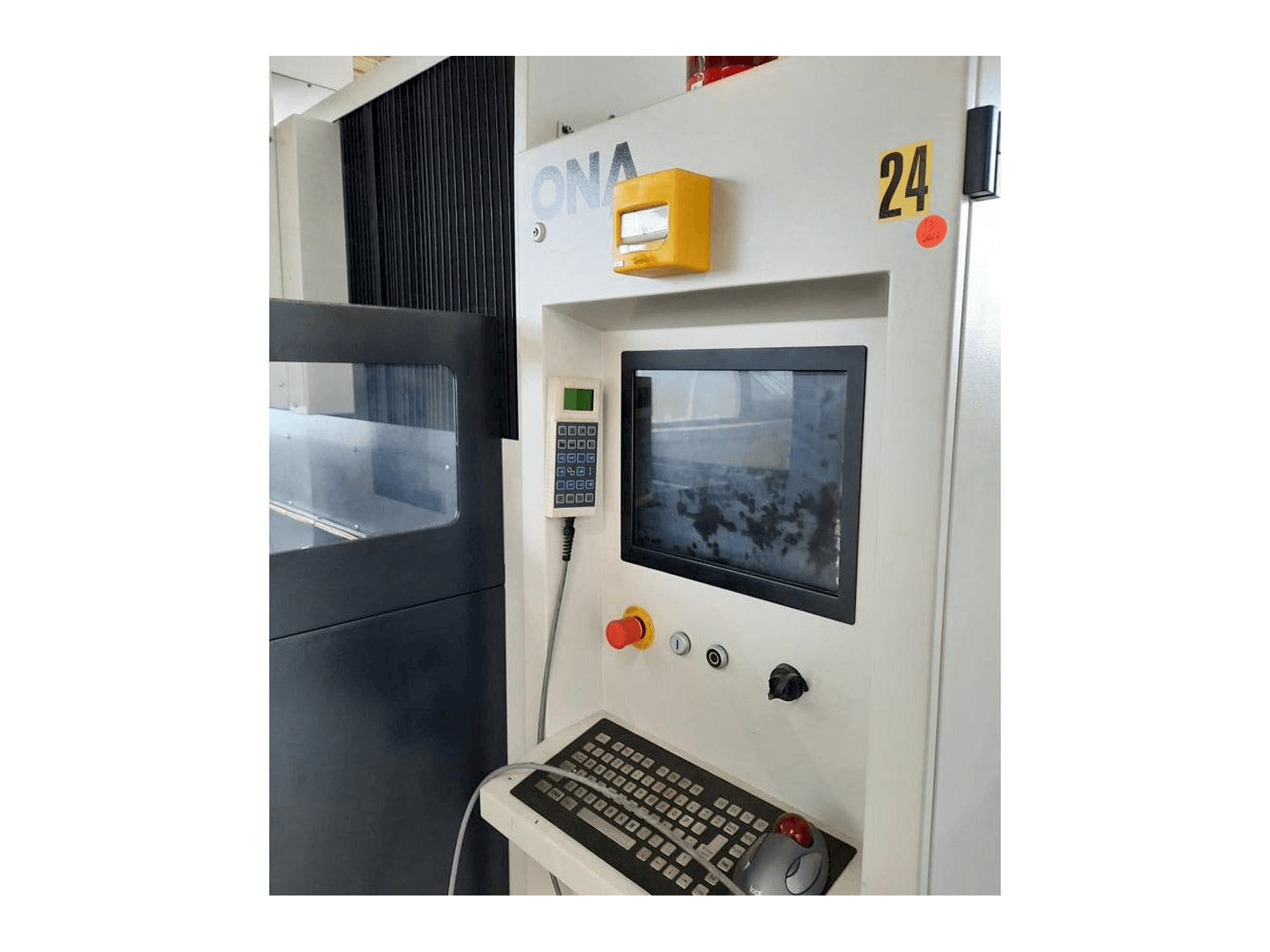 Vista Frontal da ONA NX4F máquina