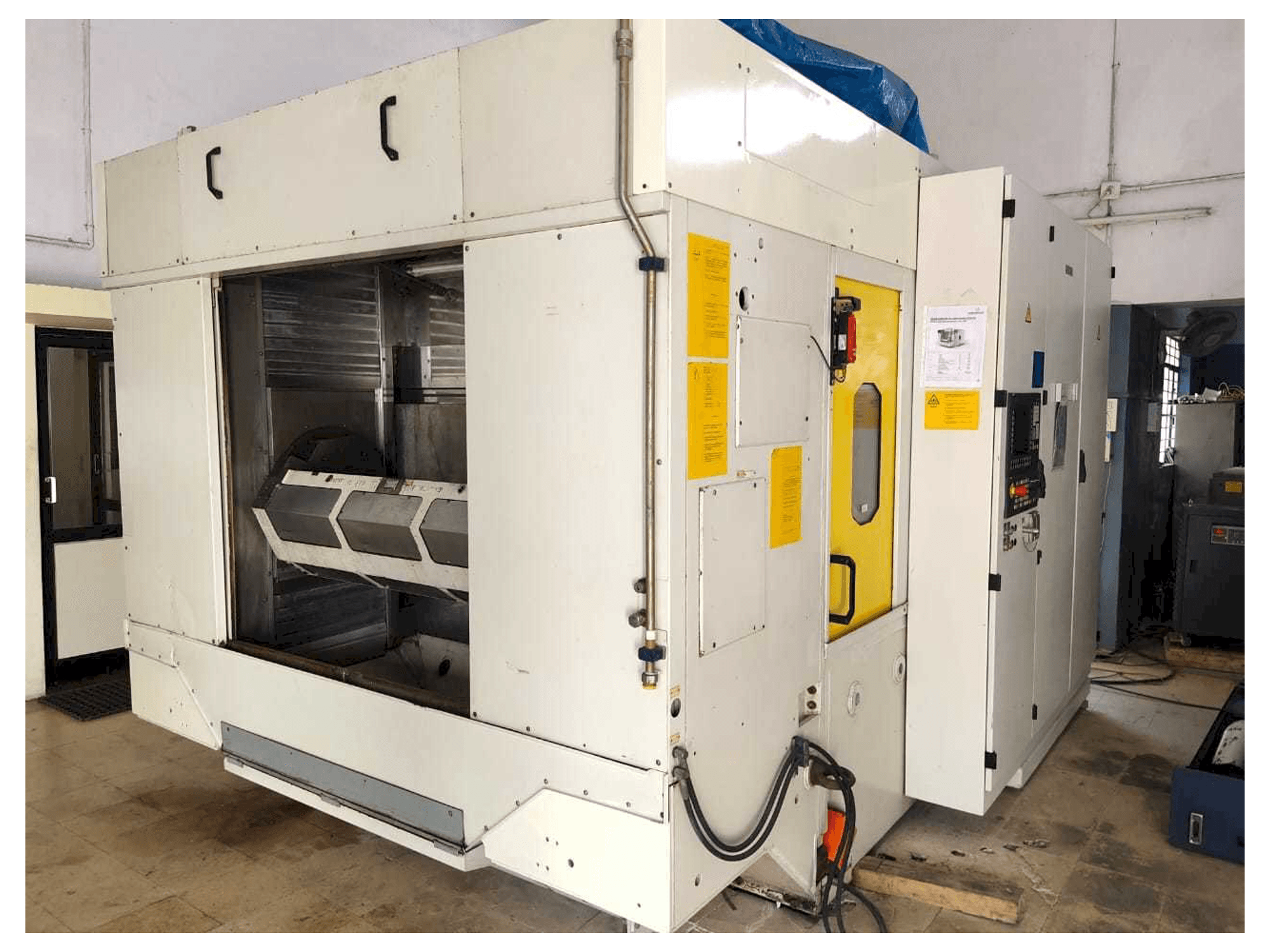 Vista Frontal da GROB G320 máquina