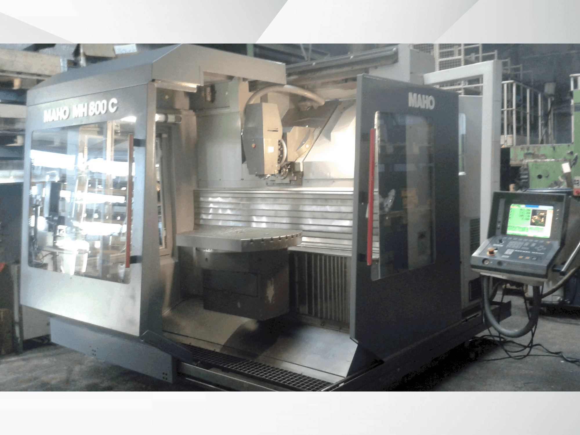 Vista Frontal da MAHO MH 800 C máquina