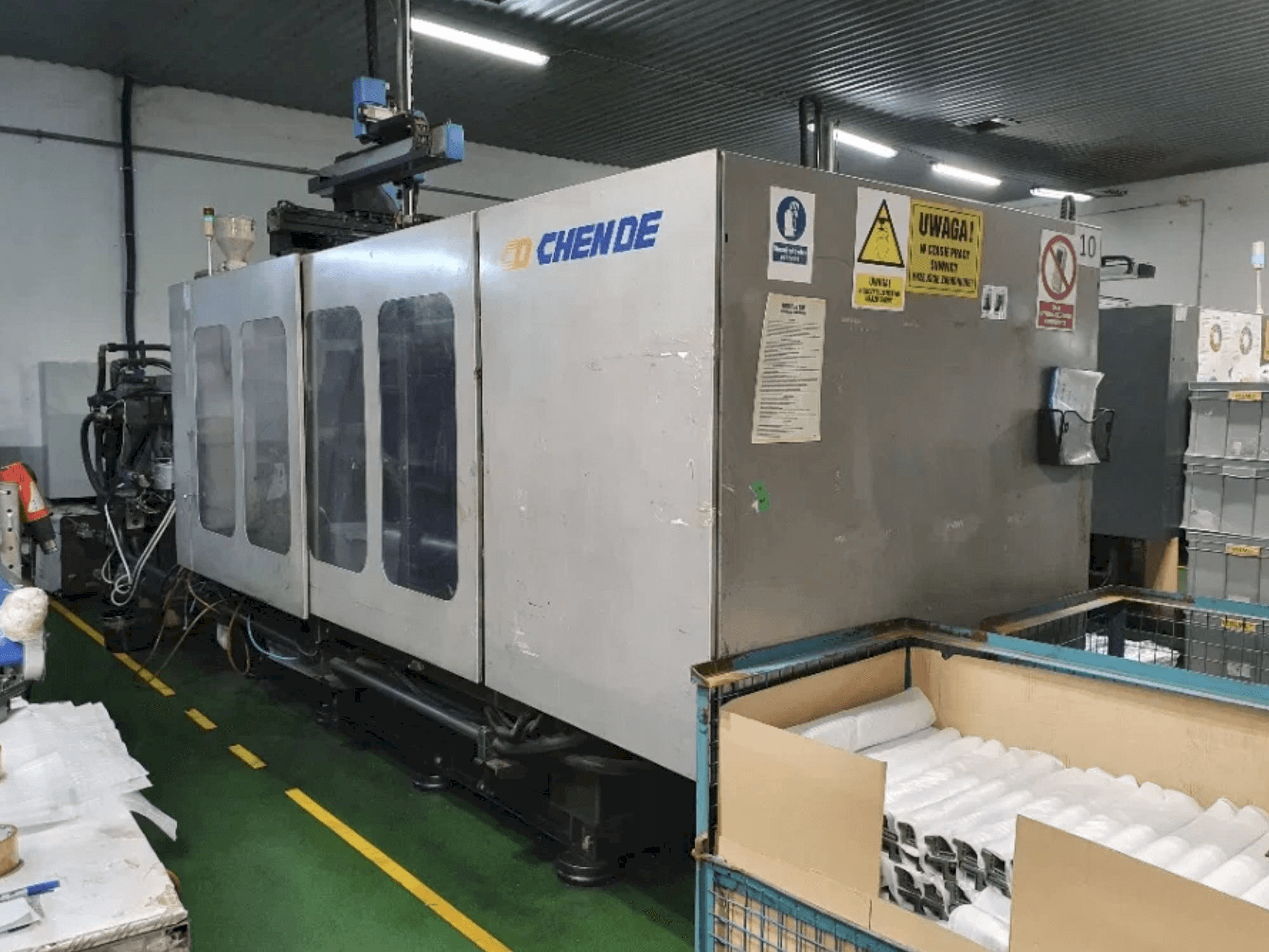 Vista Frontal da CHENDE CJ480M3V máquina