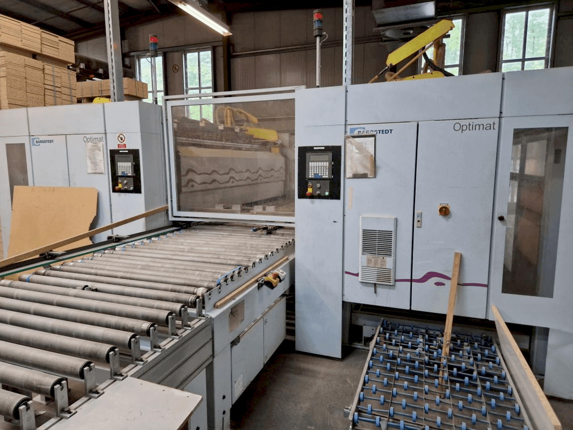 Vista Frontal da BÜRKLE FFAII 1300 máquina
