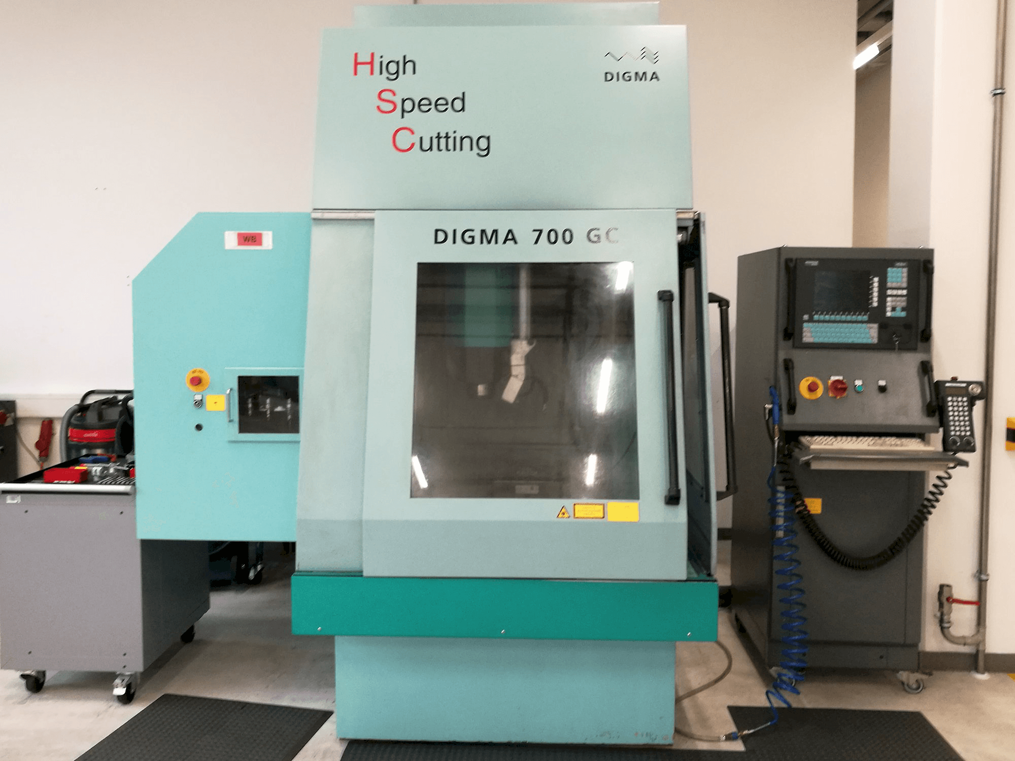 Vista Frontal da DIGMA 700 GC máquina