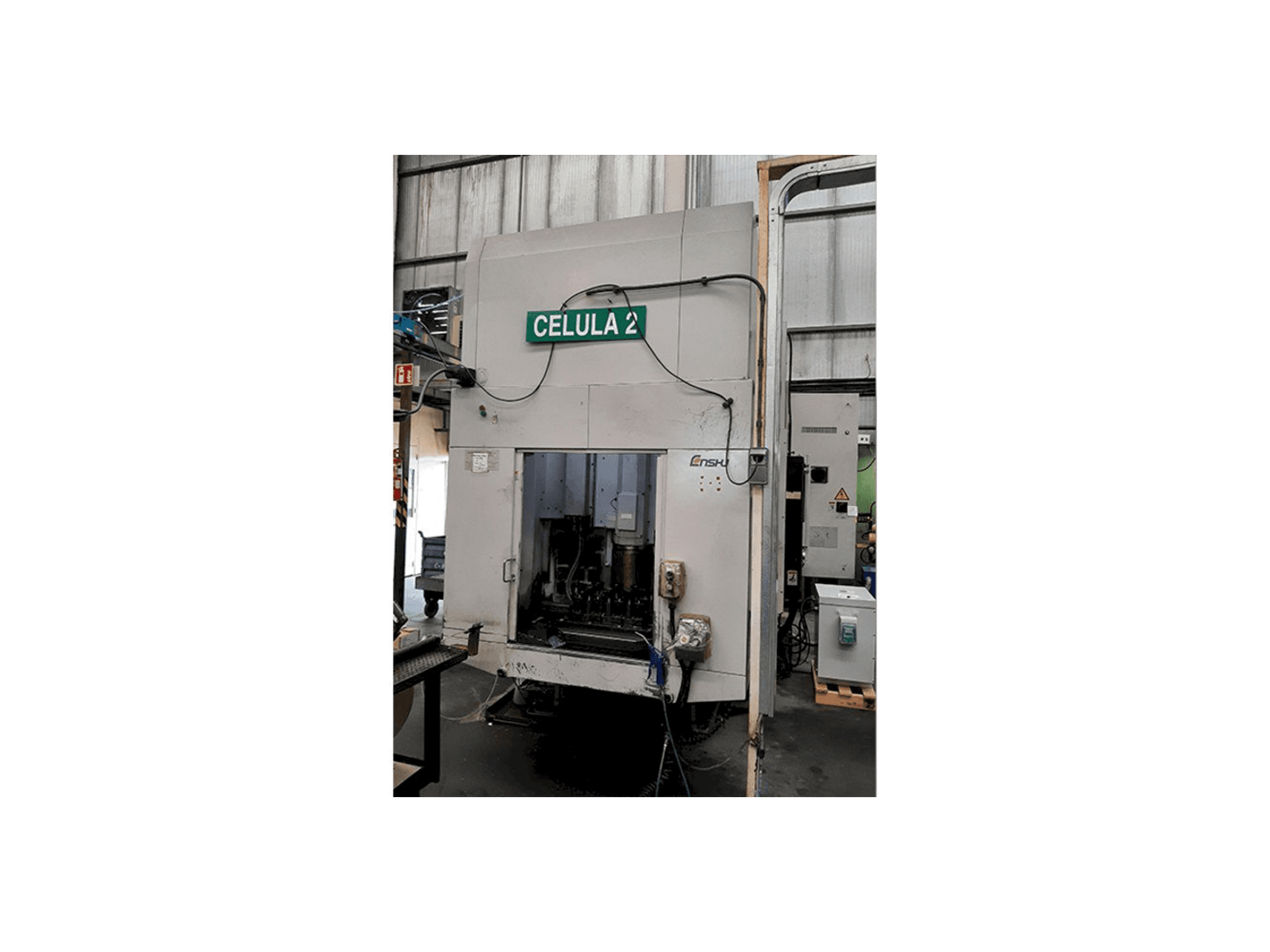 Vista Frontal da Enshu EV-450 máquina