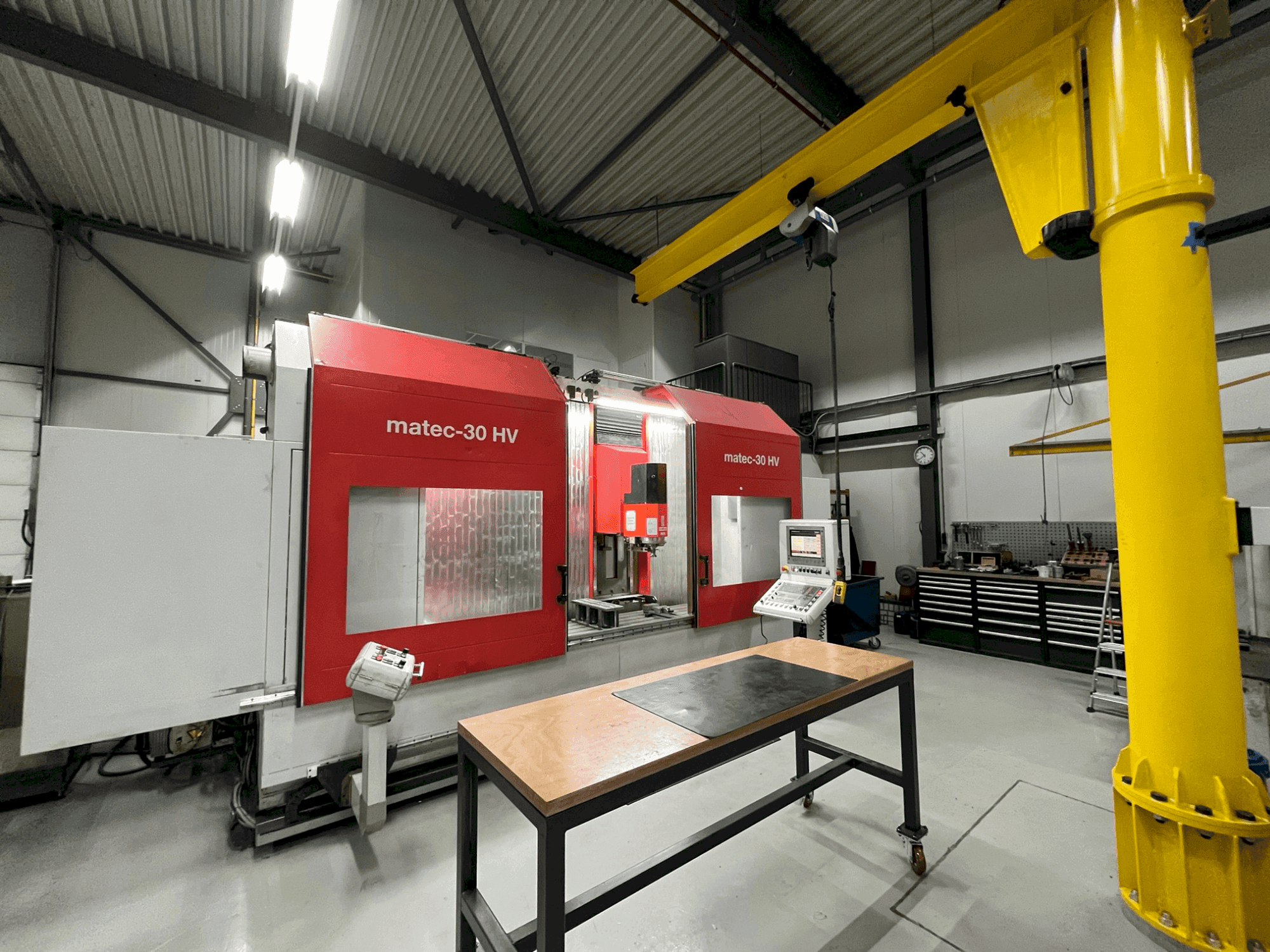 Vista Frontal da Matec 30-HV máquina