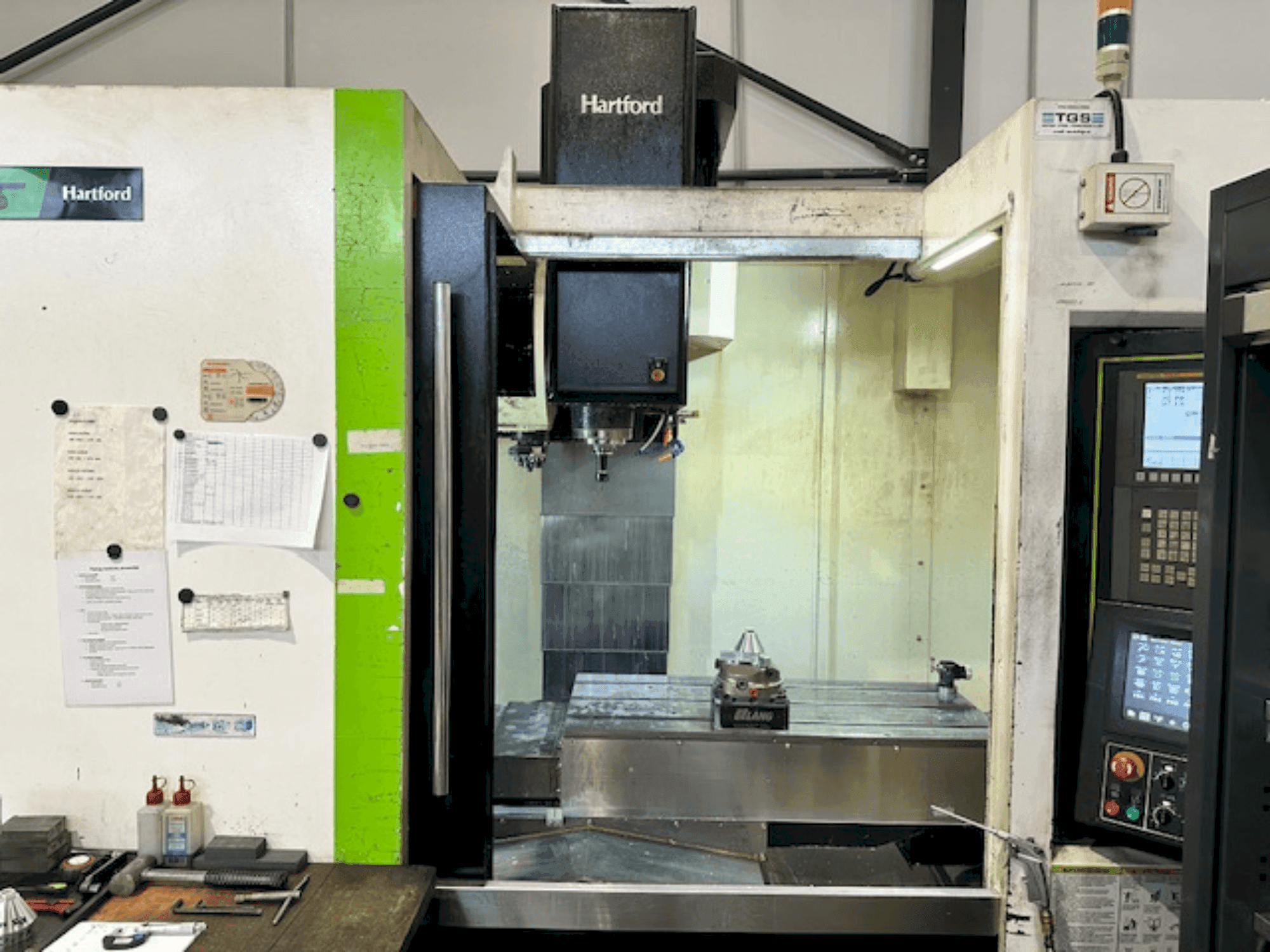 Vista Frontal da HARTFORD LG-1000 máquina