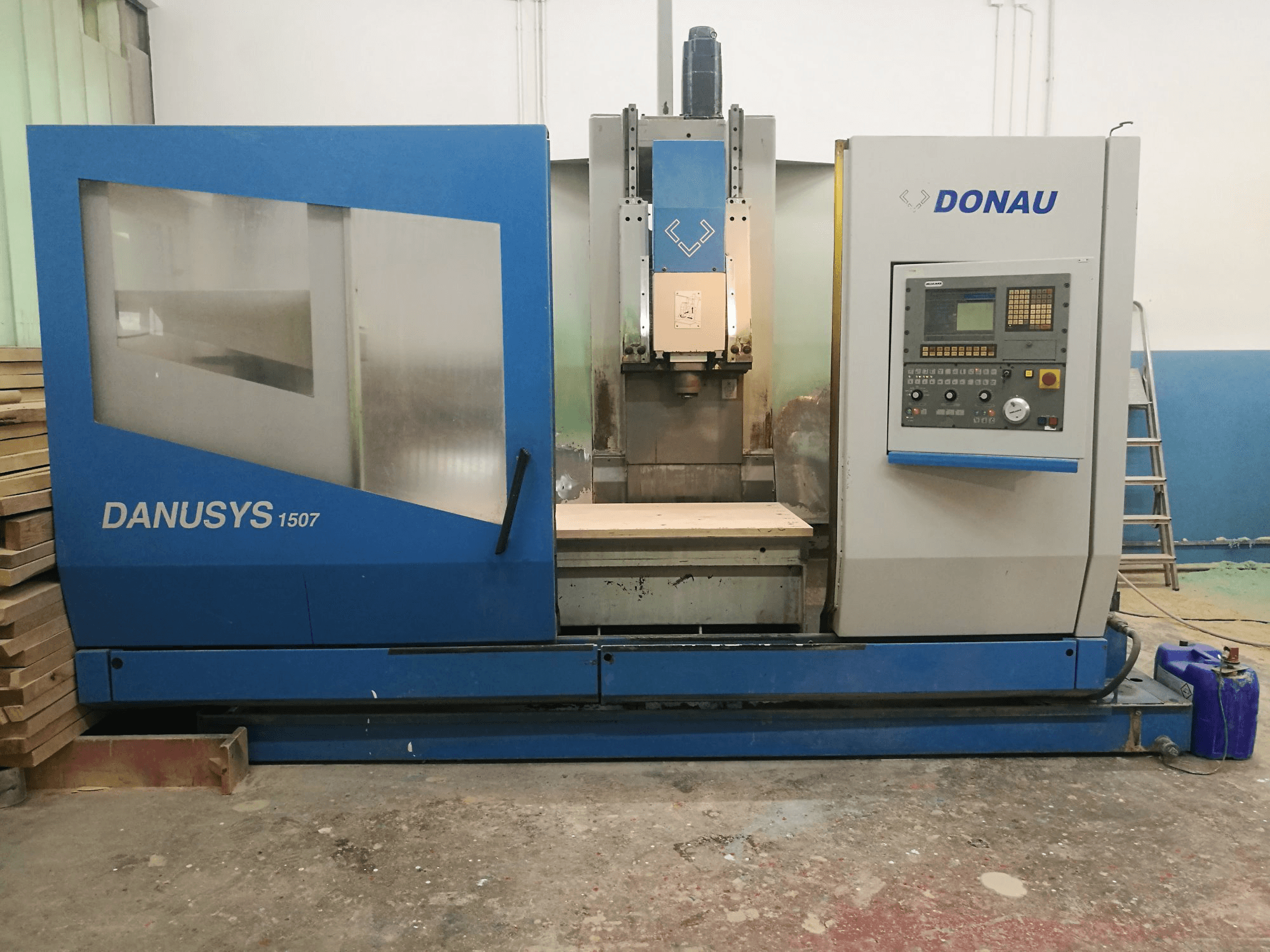 Vista Frontal da DONAU DANUSYS 1507 máquina