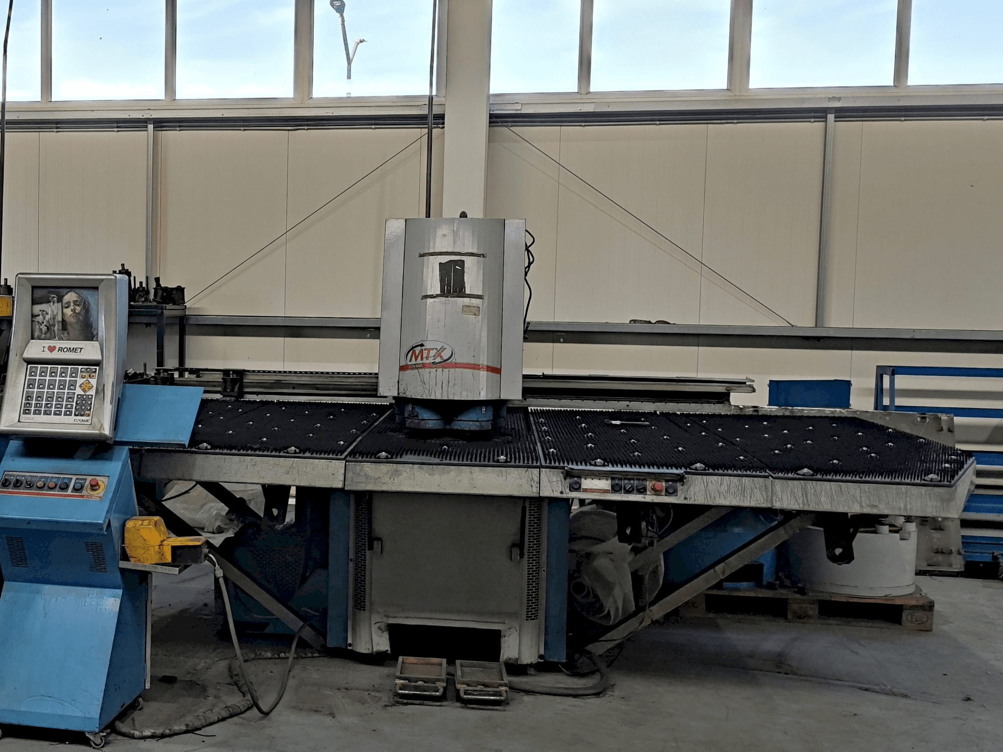 Vista Frontal da Euromac MTX INDEX máquina