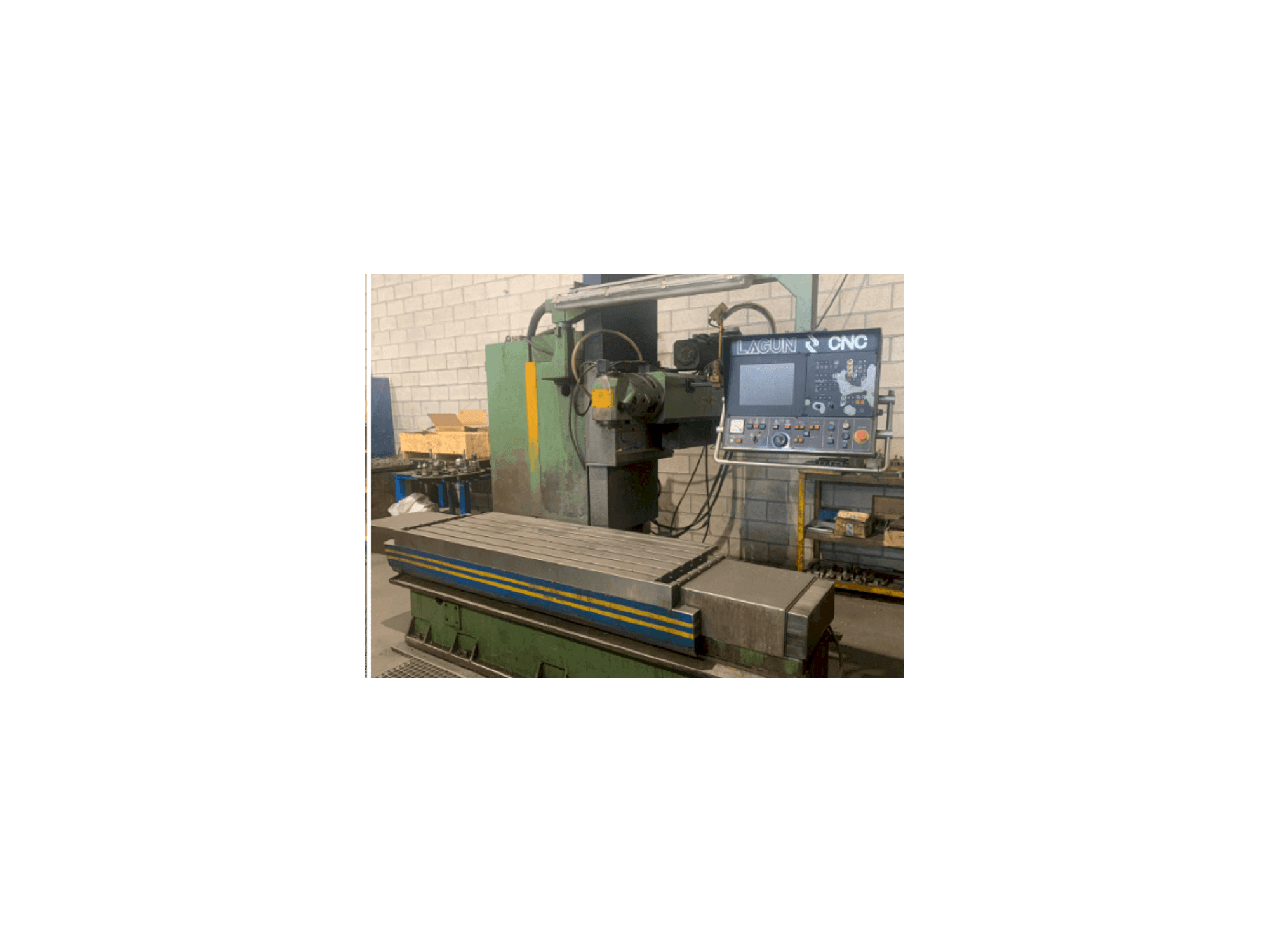 Vista Frontal da LAGUN FBF 1800 máquina