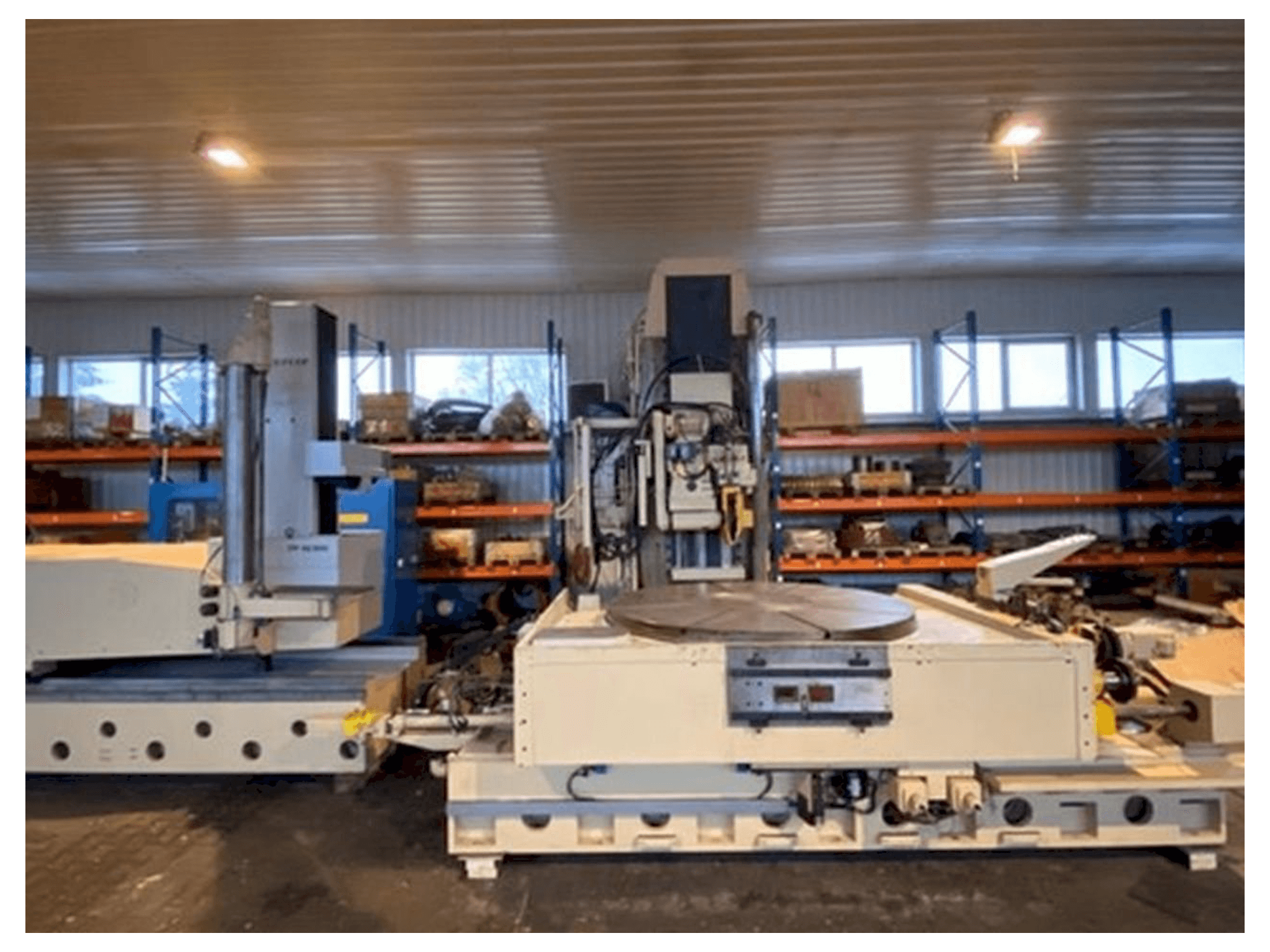 Vista Frontal da NILES ZSTZ 35 máquina