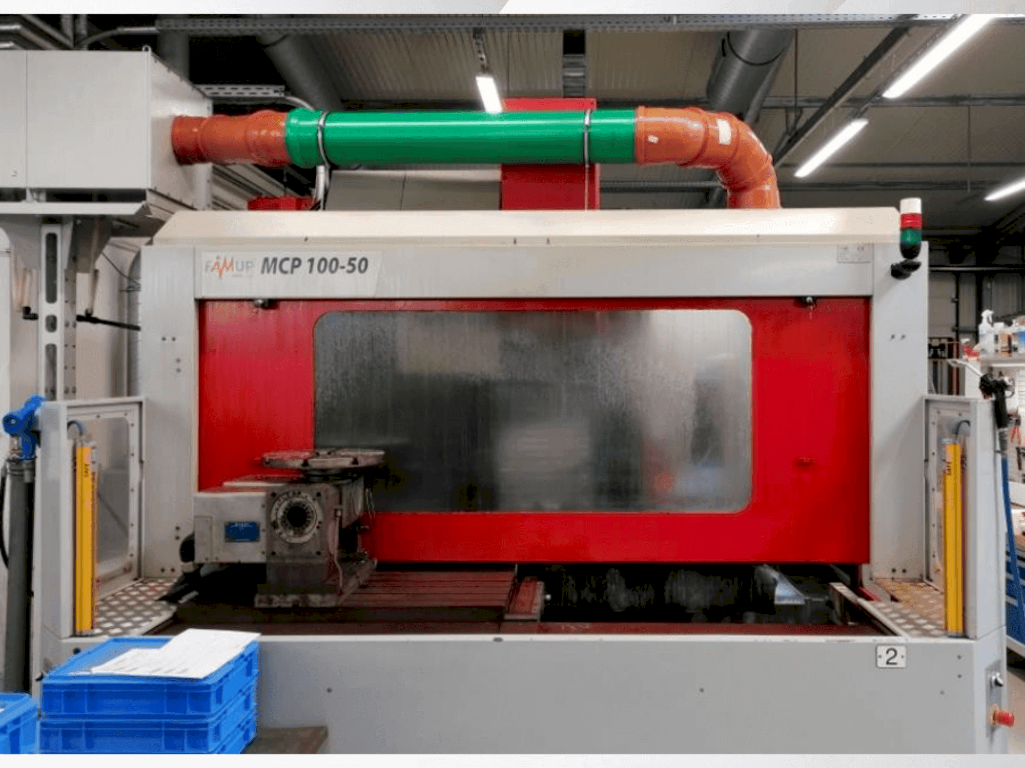 Vista Frontal da EMCO FamUp MCP 100-50 máquina