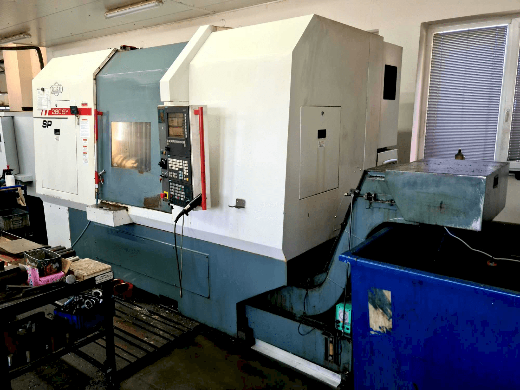 Vista Frontal da KOVOSVIT MAS SP 280 SY máquina