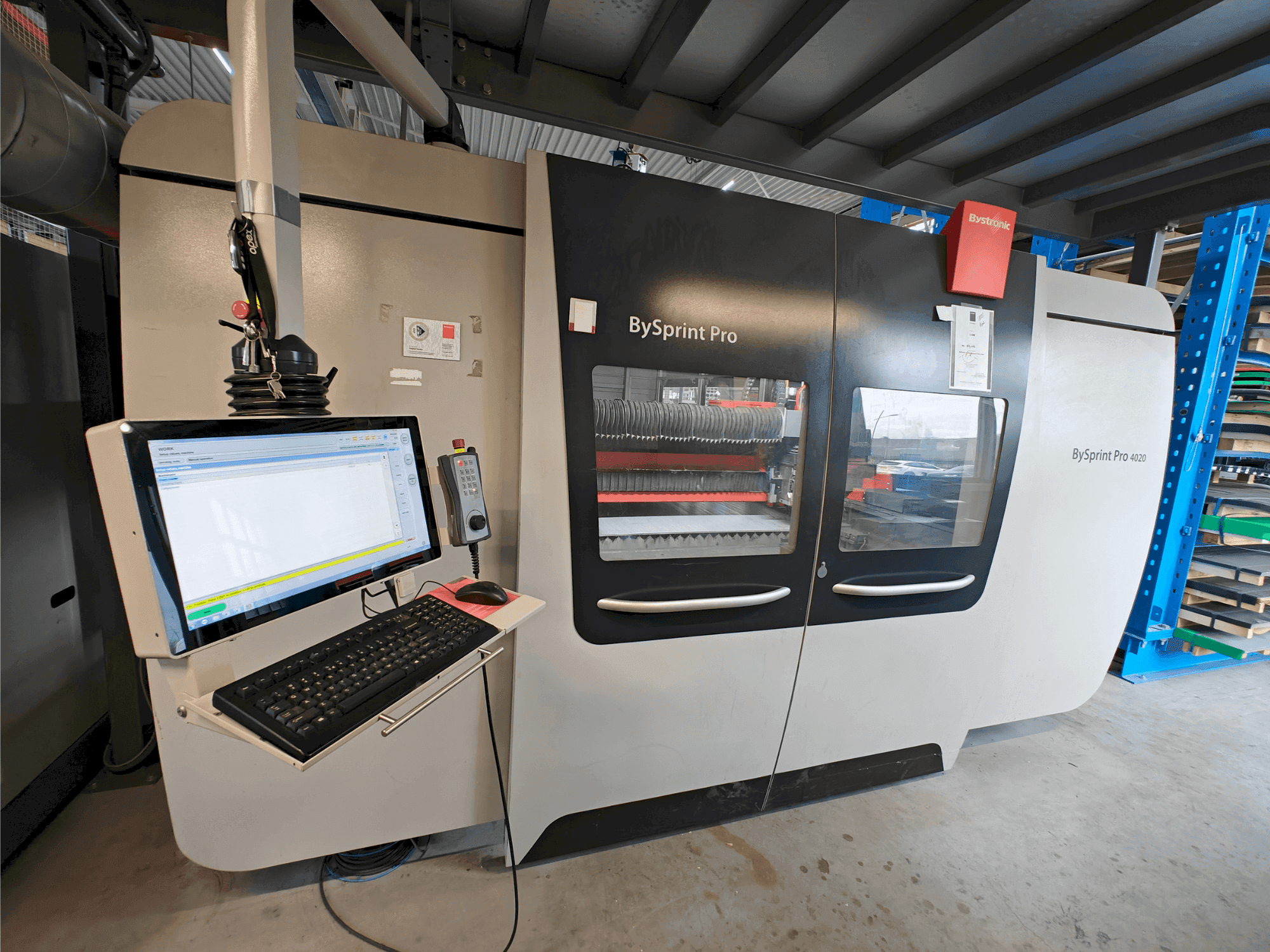 Vista Frontal da Bystronic Bysprint Pro 4020 máquina