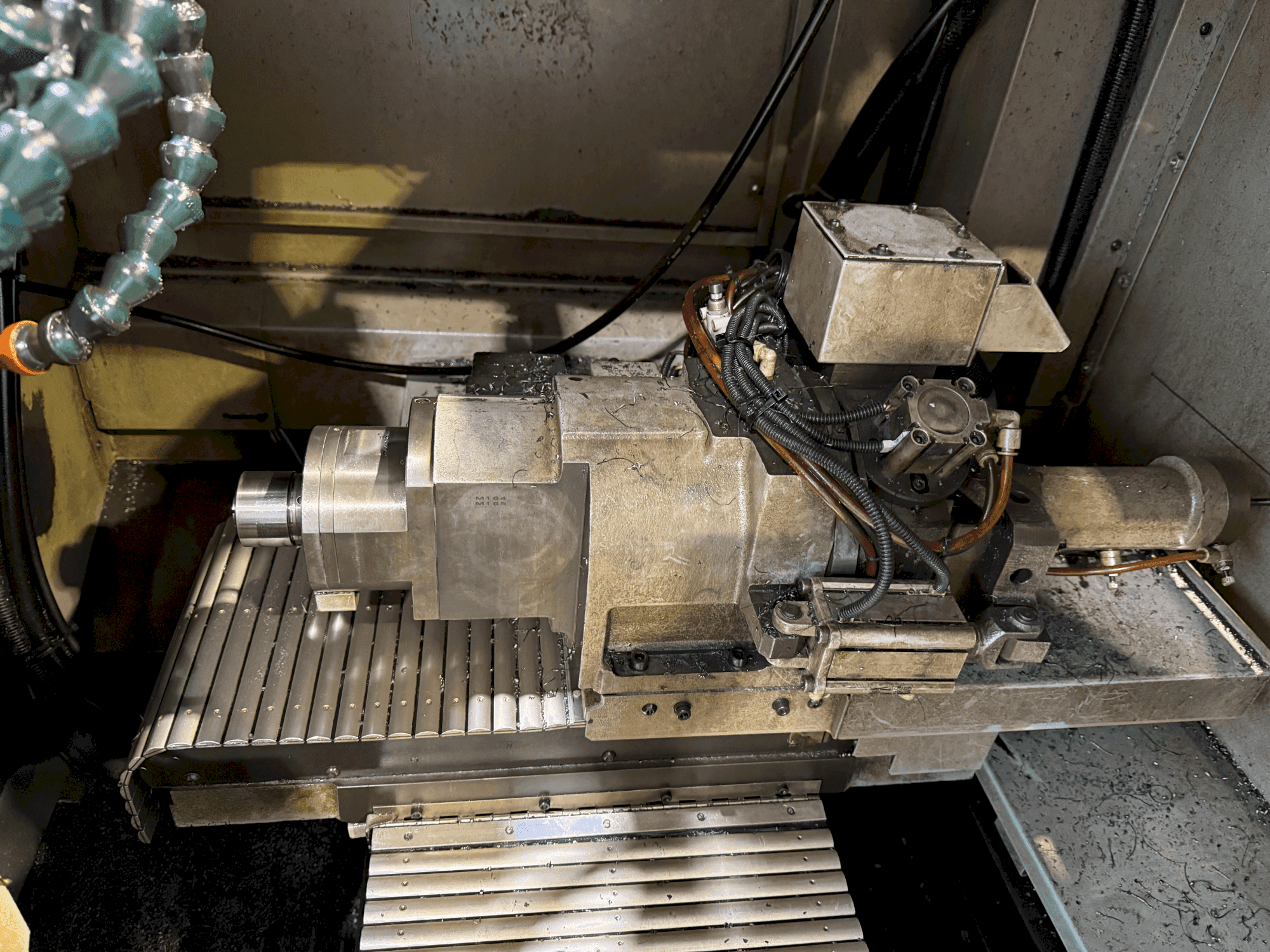 Vista Frontal da TSUGAMI HS207 máquina