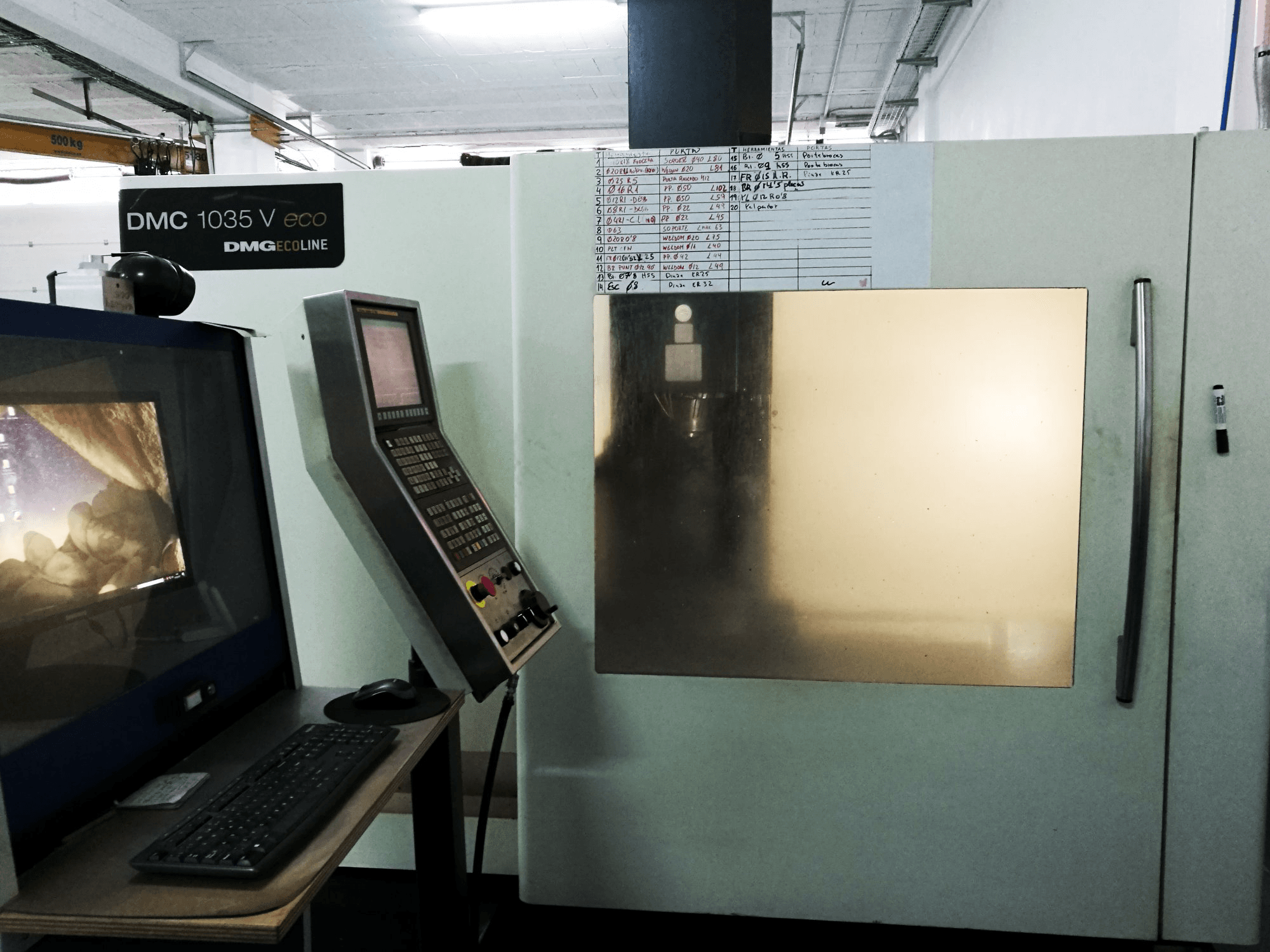 Vista Frontal da DMG MORI DMC 1035 V eco máquina
