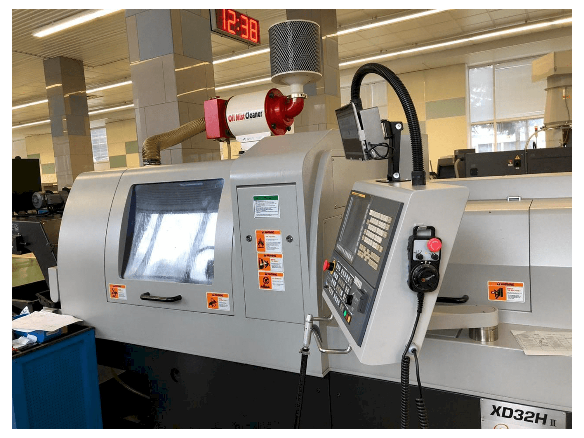 Vista Frontal da Hanwha XD32H II máquina