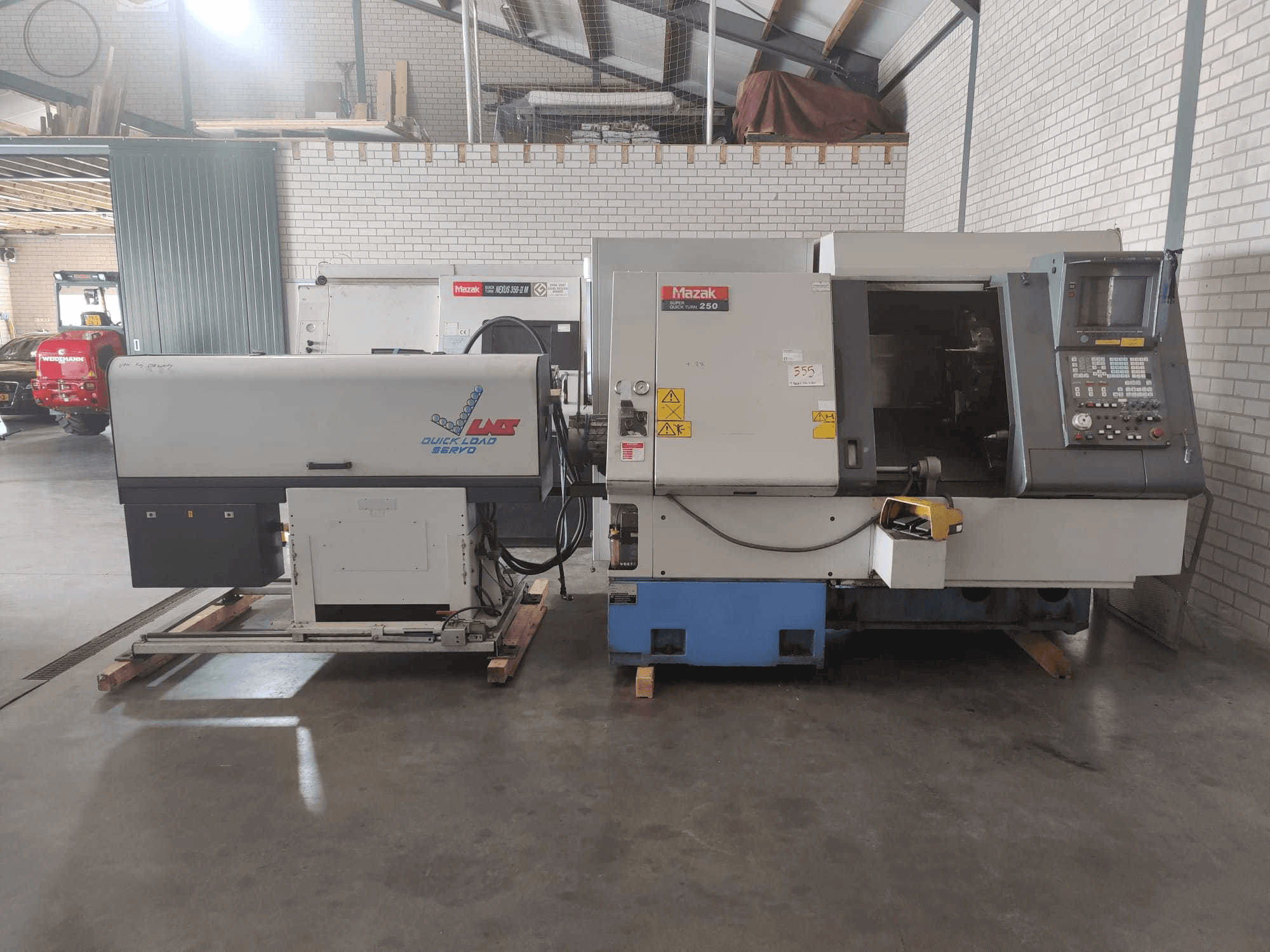 Vista Frontal da Mazak Super Quick Turn 250 máquina