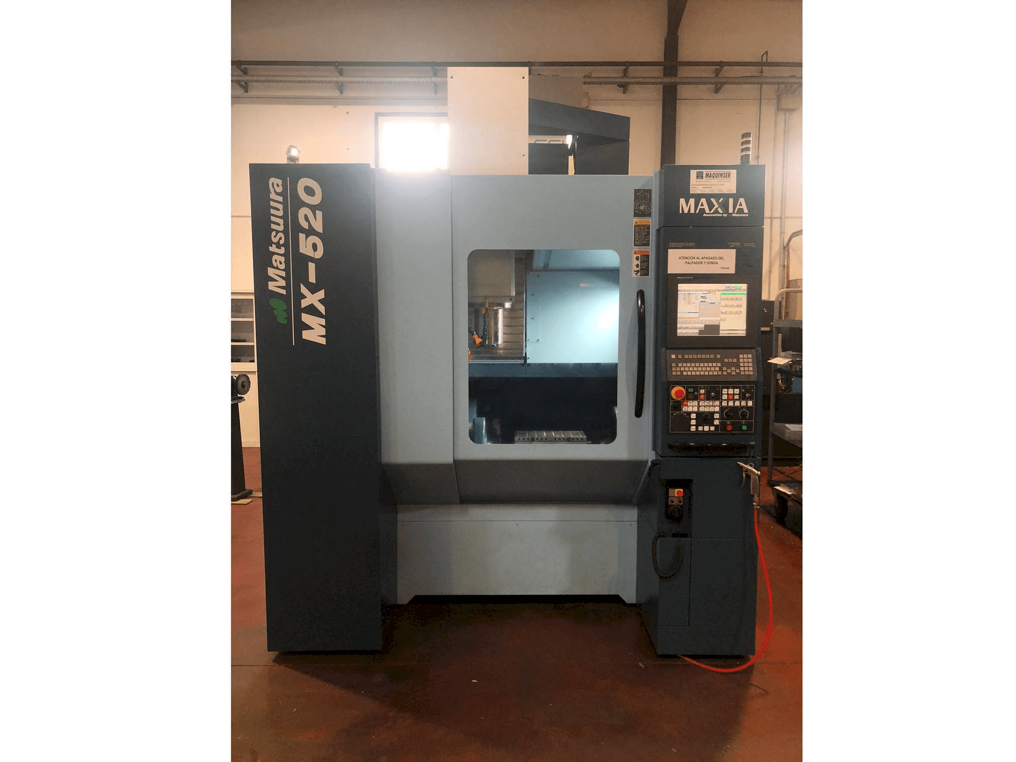 Vista Frontal da Matsuura MX-520 máquina